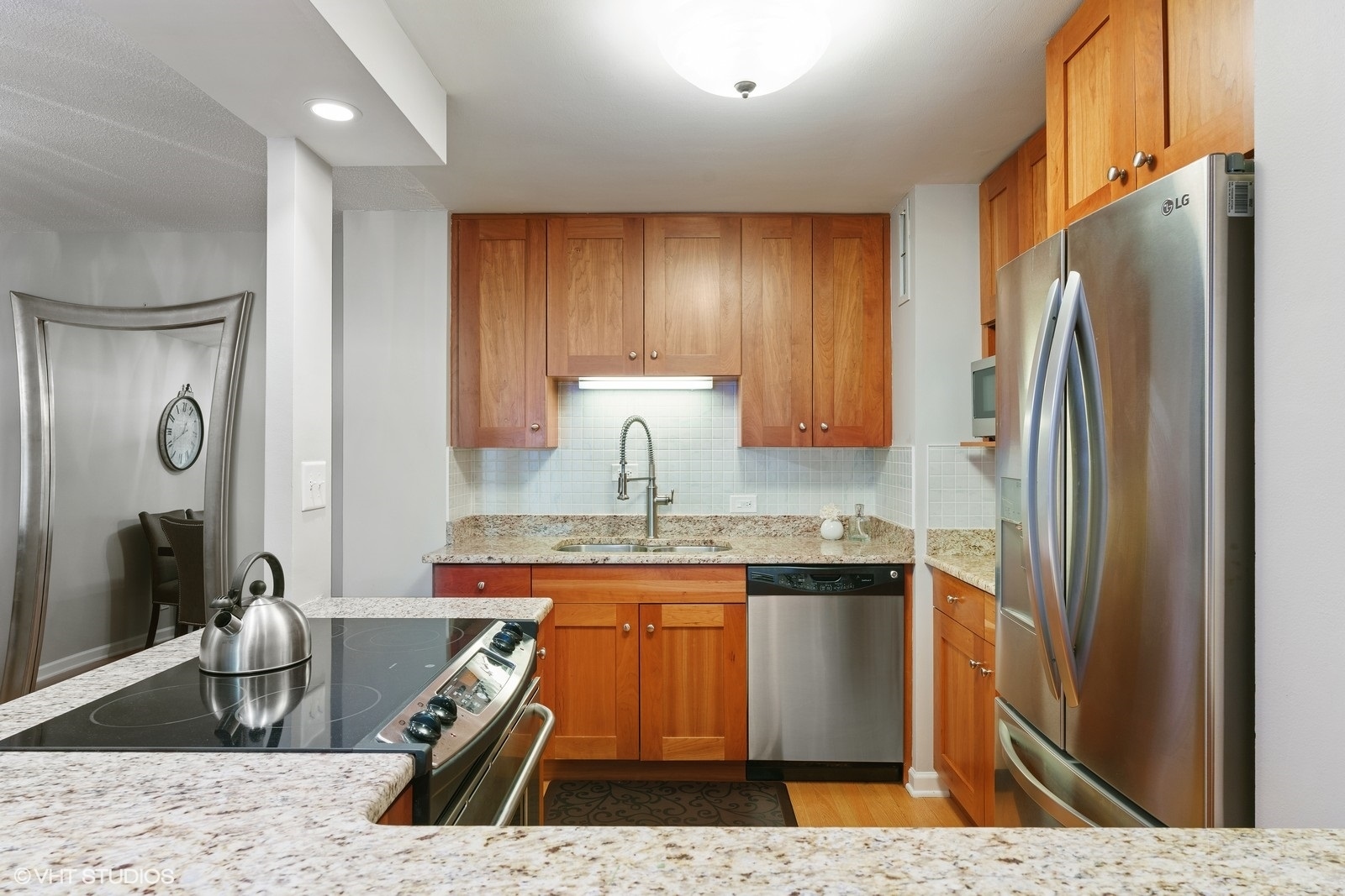 1415 N Dearborn Street Unit: 11B