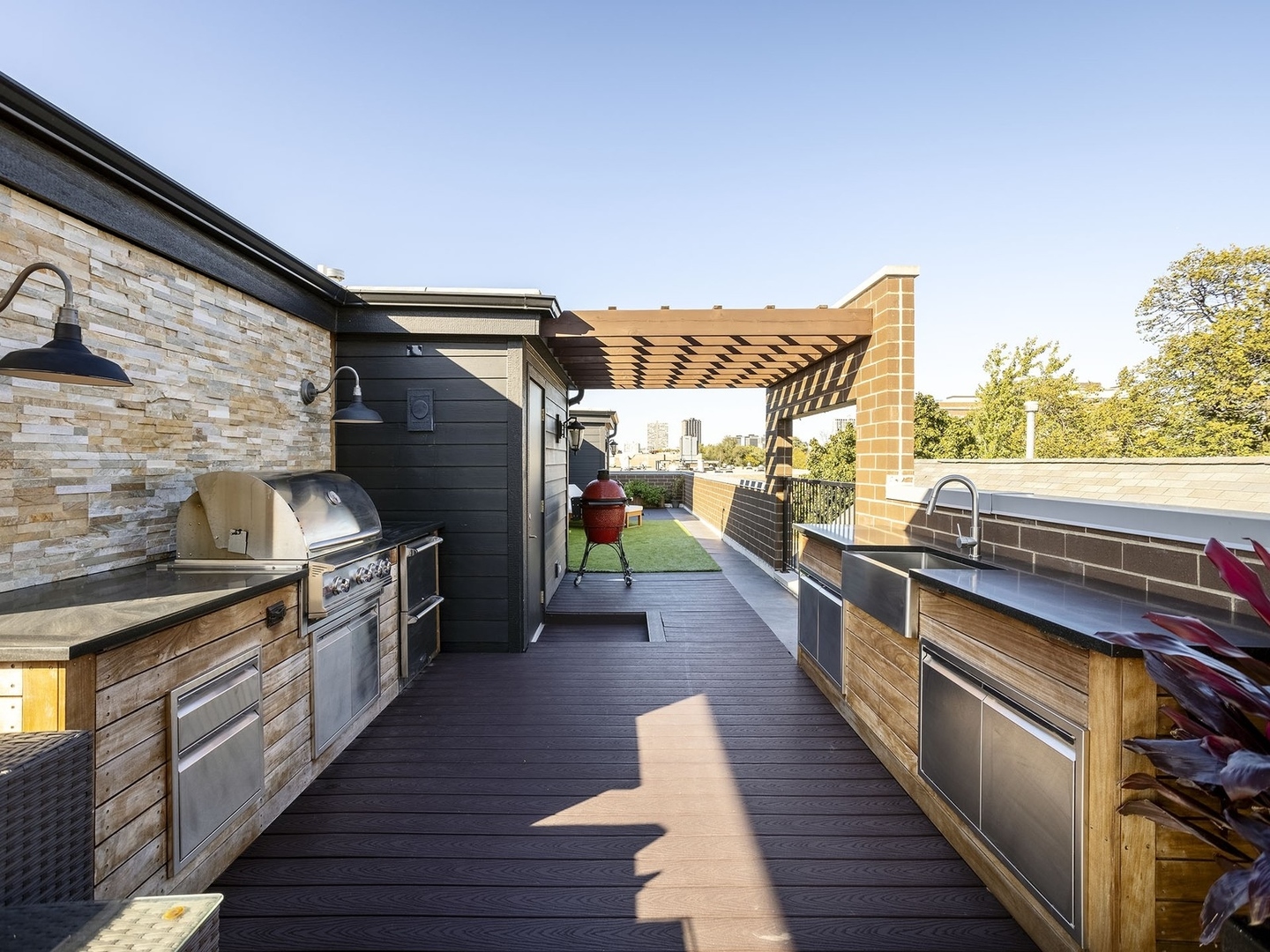 738 W Schubert Avenue Unit: 3