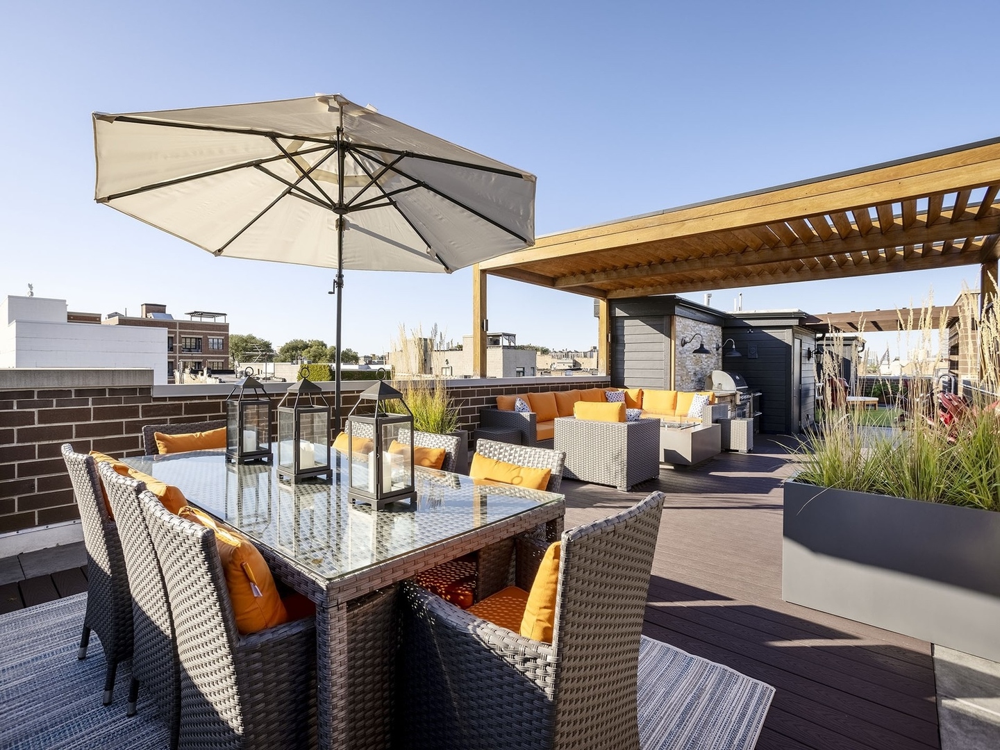 738 W Schubert Avenue Unit: 3