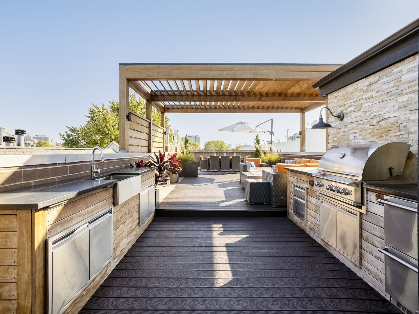 738 W Schubert Avenue Unit: 3