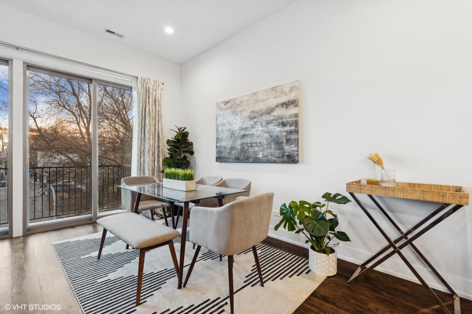 3518 W wabansia Avenue Unit: 2