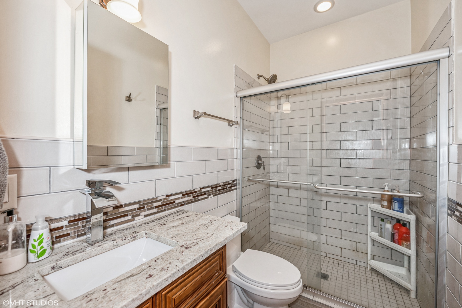 3037 W Lyndale Street Unit: 2
