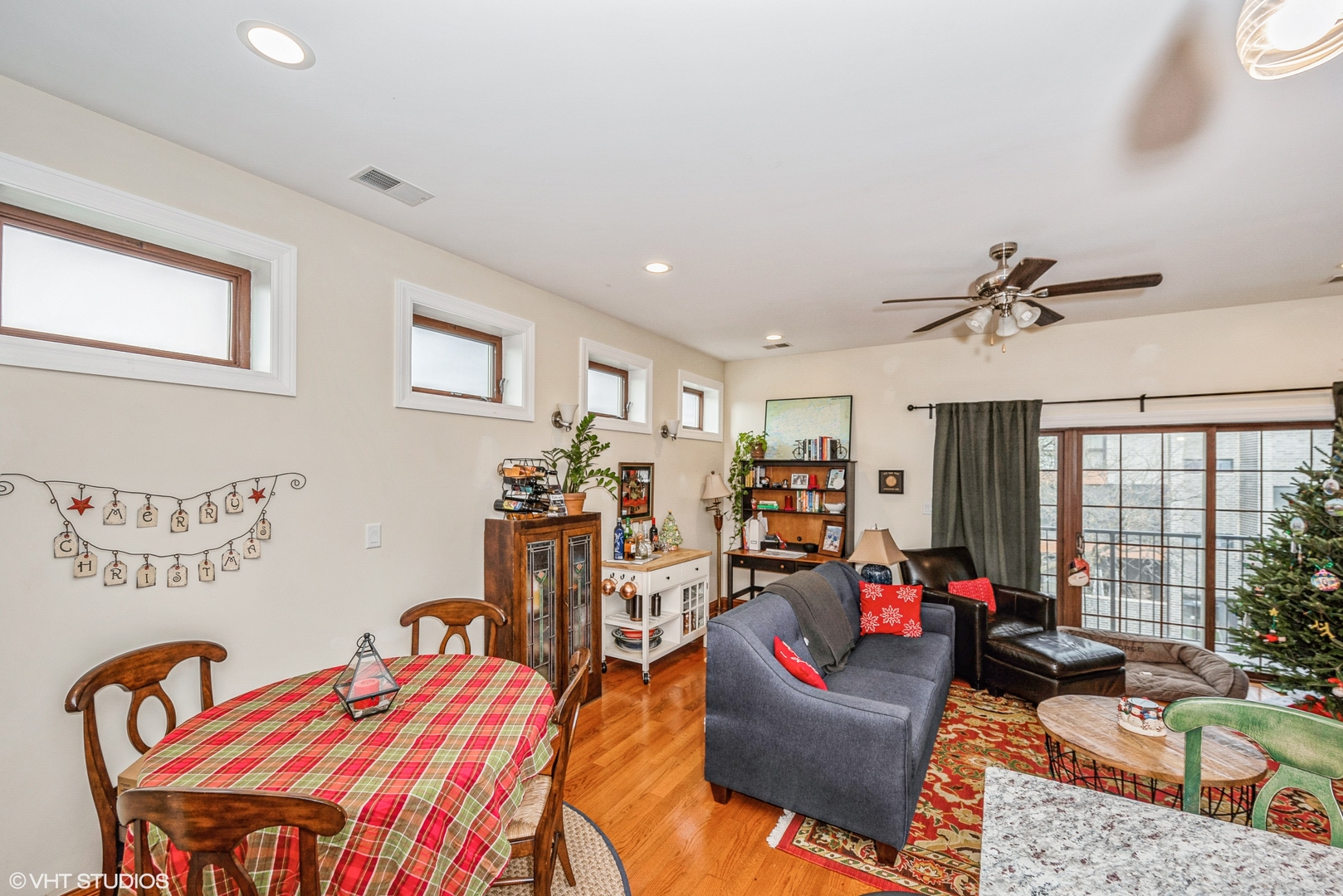 3037 W Lyndale Street Unit: 2