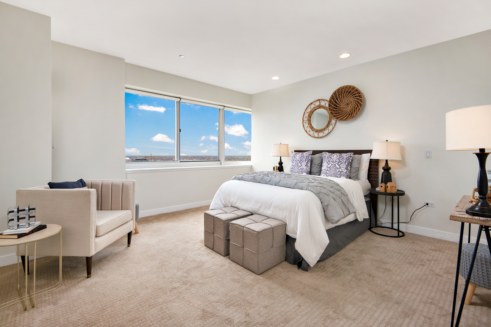 737 W Washington Boulevard Unit: 2510
