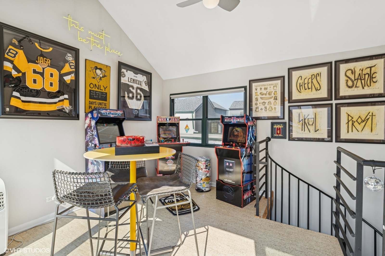 1737 N Paulina Street Unit: 302