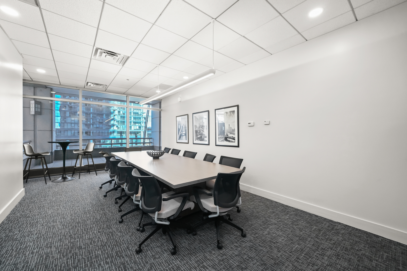 333 N Canal Street Unit: 2201
