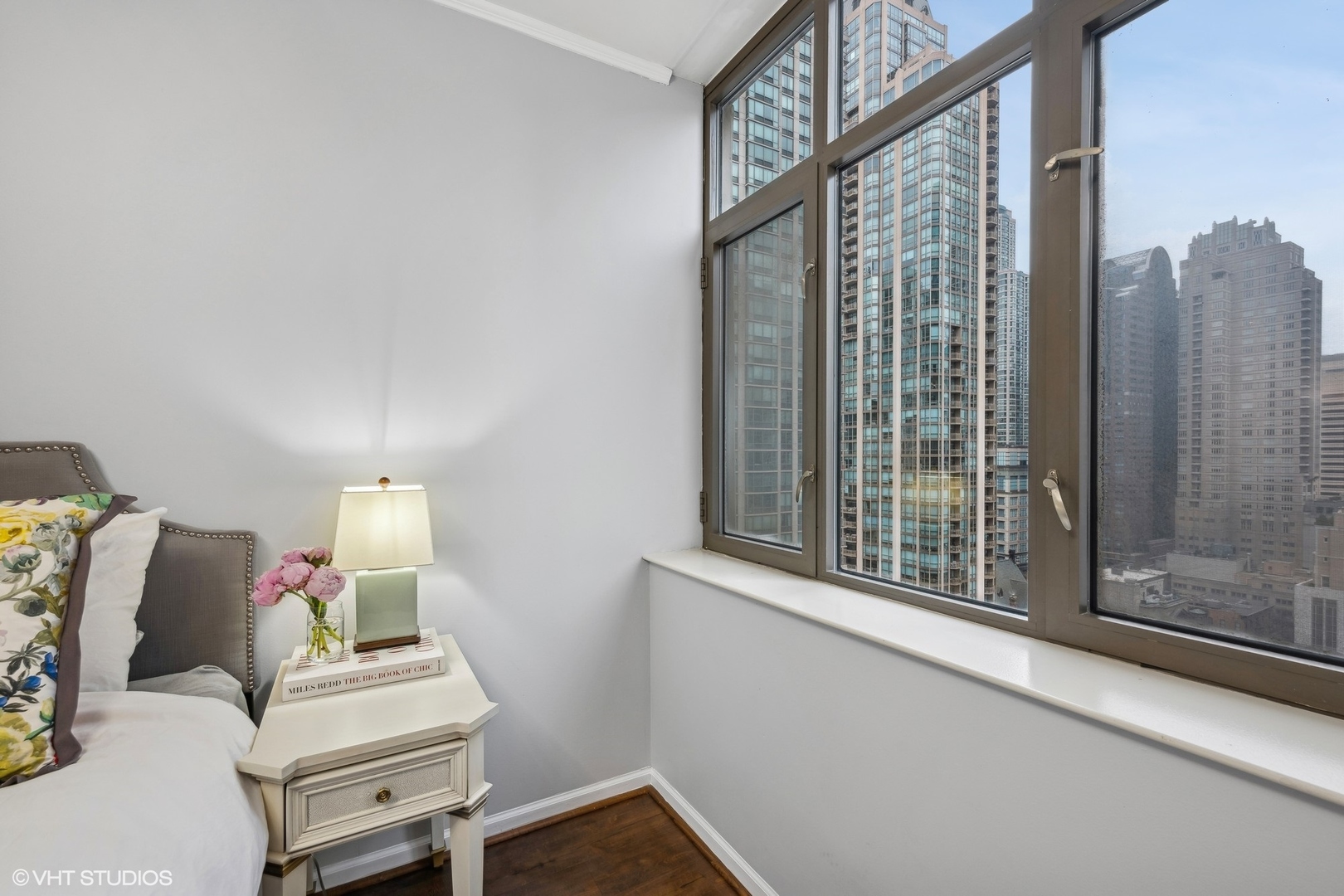 630 N STATE Street Unit: 2103