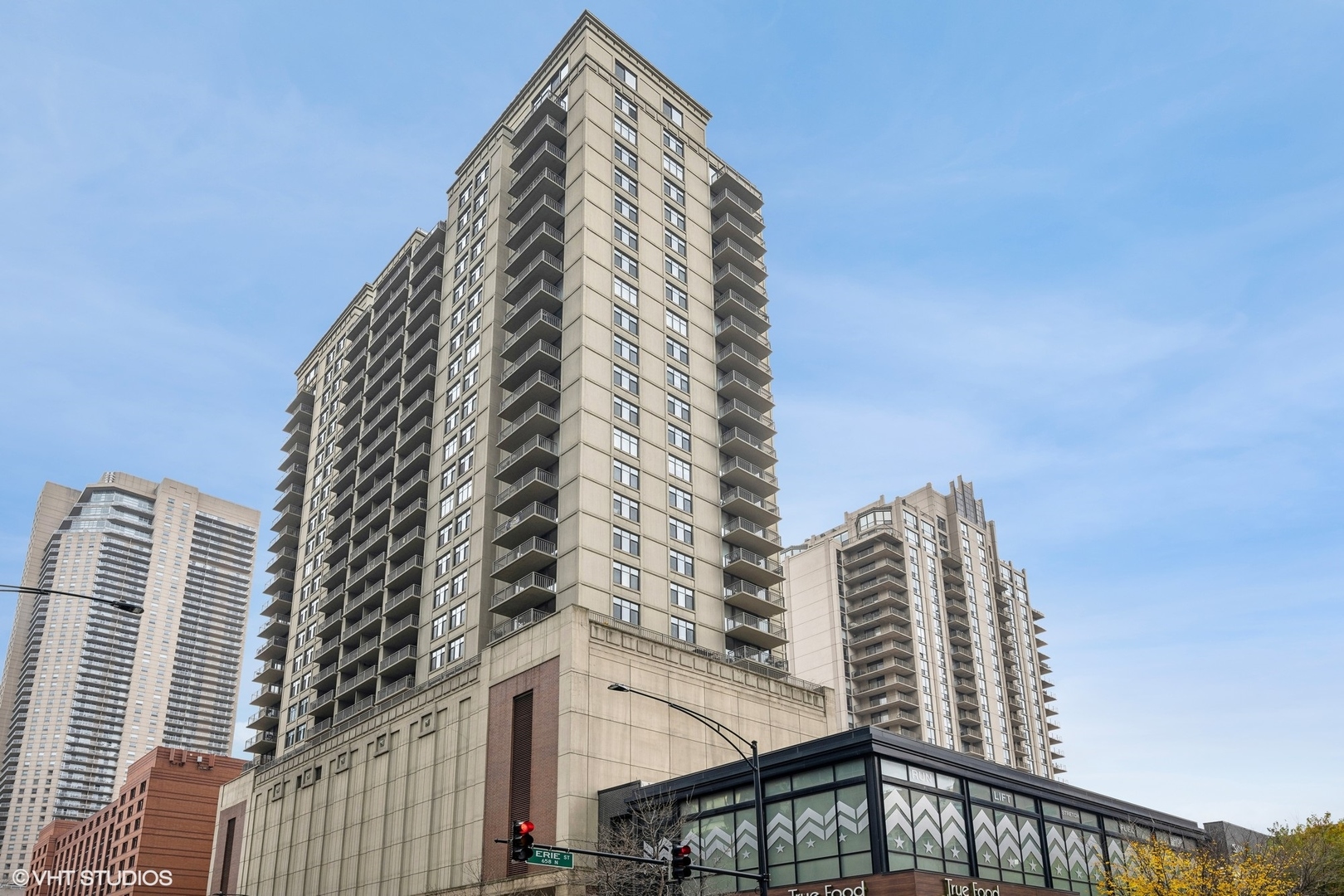 630 N STATE Street Unit: 2103