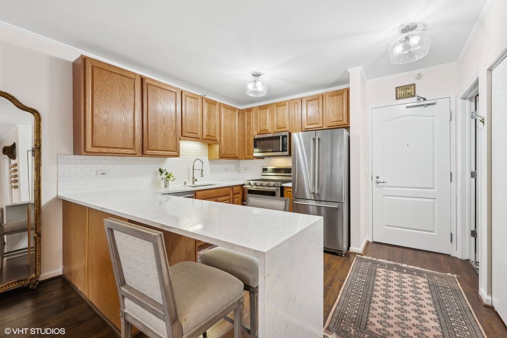 630 N STATE Street Unit: 2103