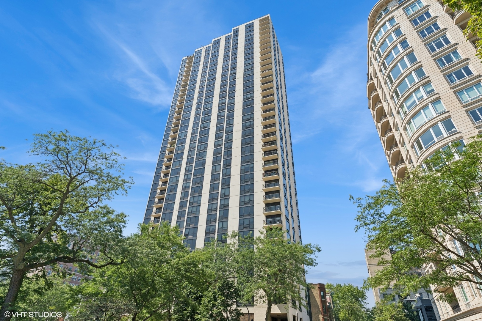 2500 N Lakeview Avenue Unit: 603