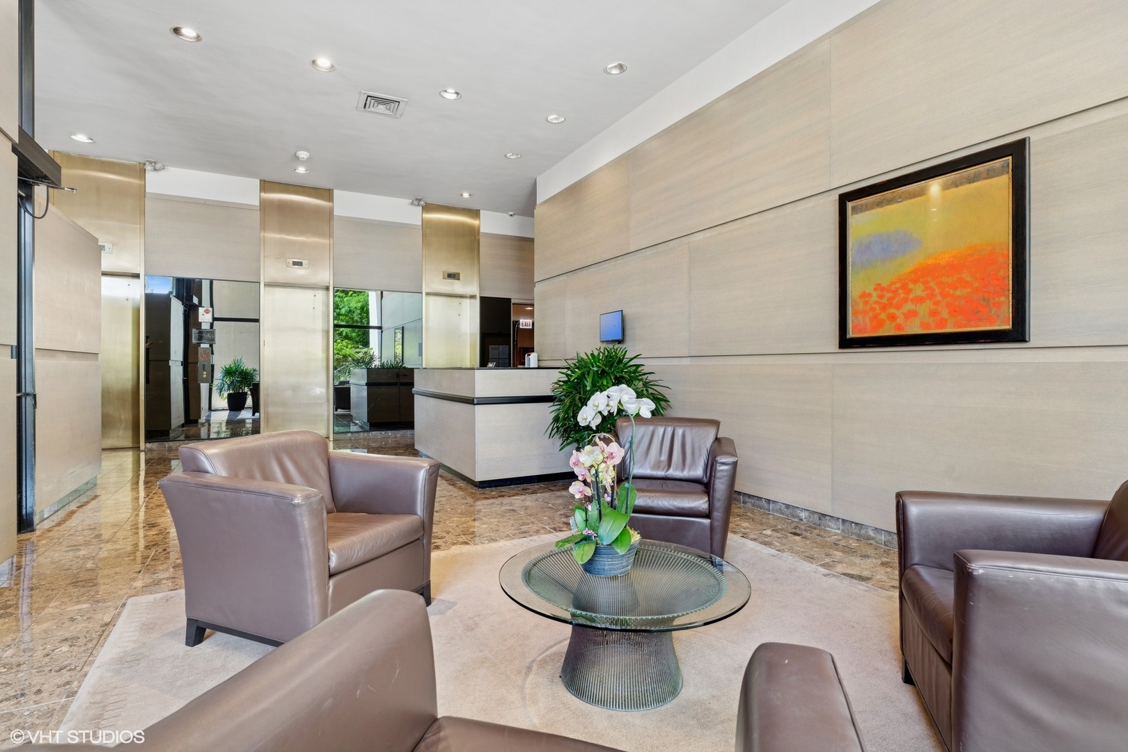 2500 N Lakeview Avenue Unit: 603