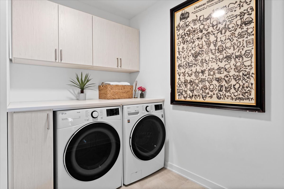 1648 W Division Street Unit: 603