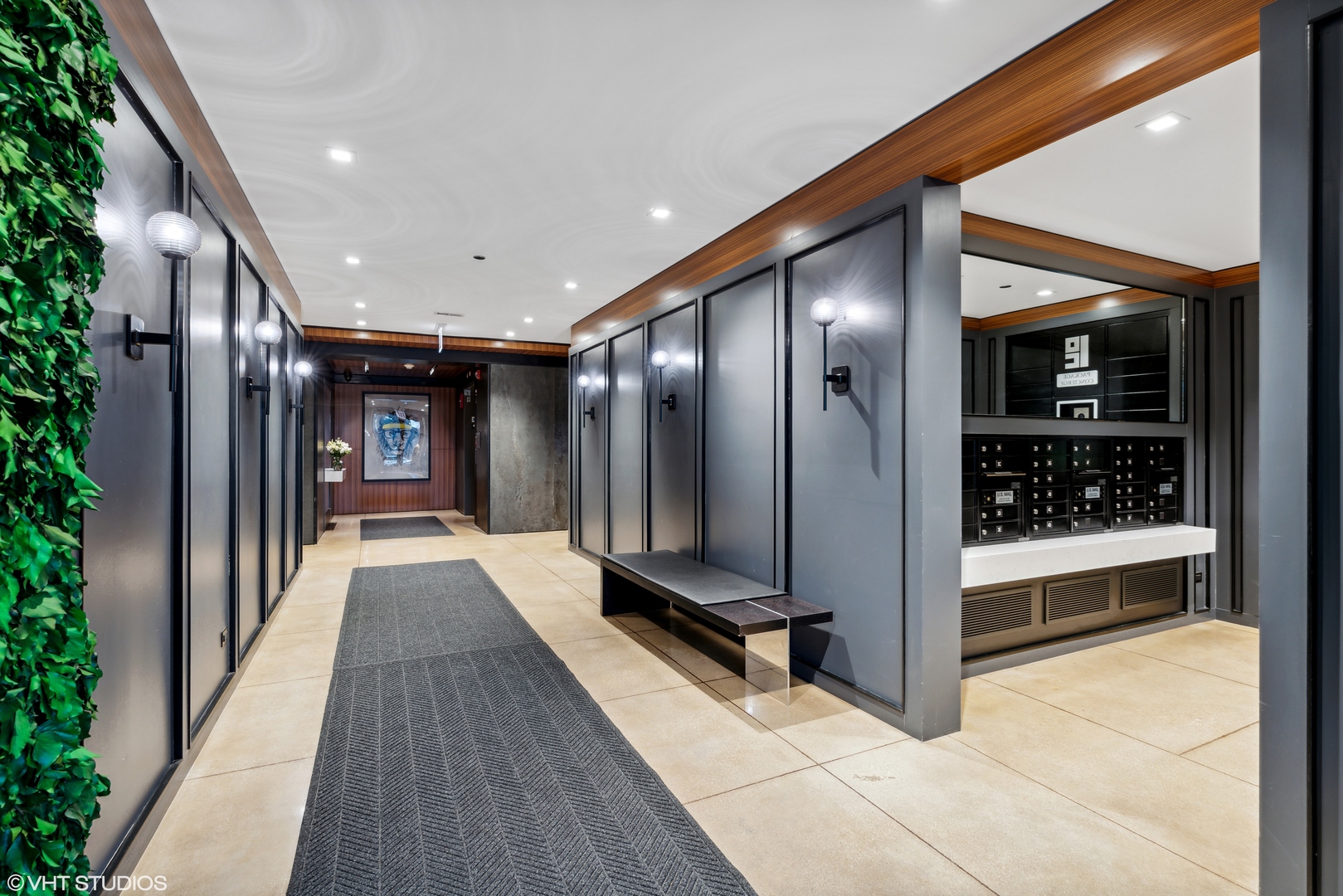 1400 W Monroe Street Unit: 4C