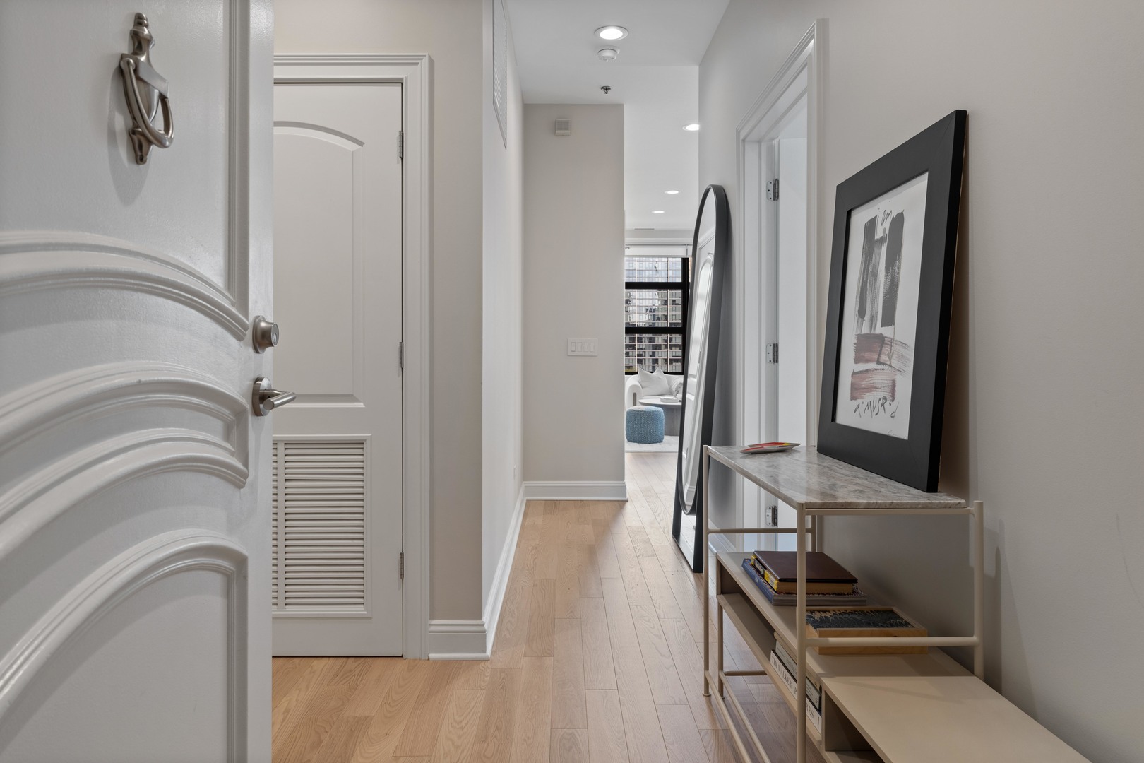 101 W Superior Street Unit: 905