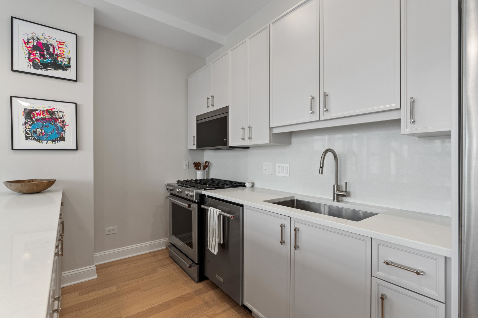 101 W Superior Street Unit: 905
