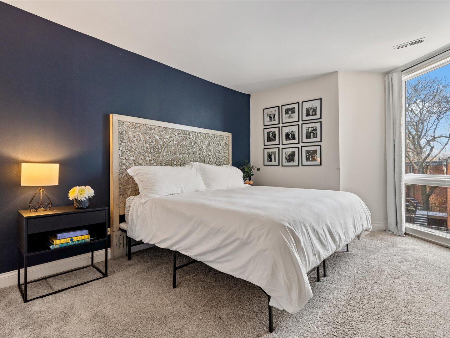 2140 N Lincoln Avenue Unit: 5306