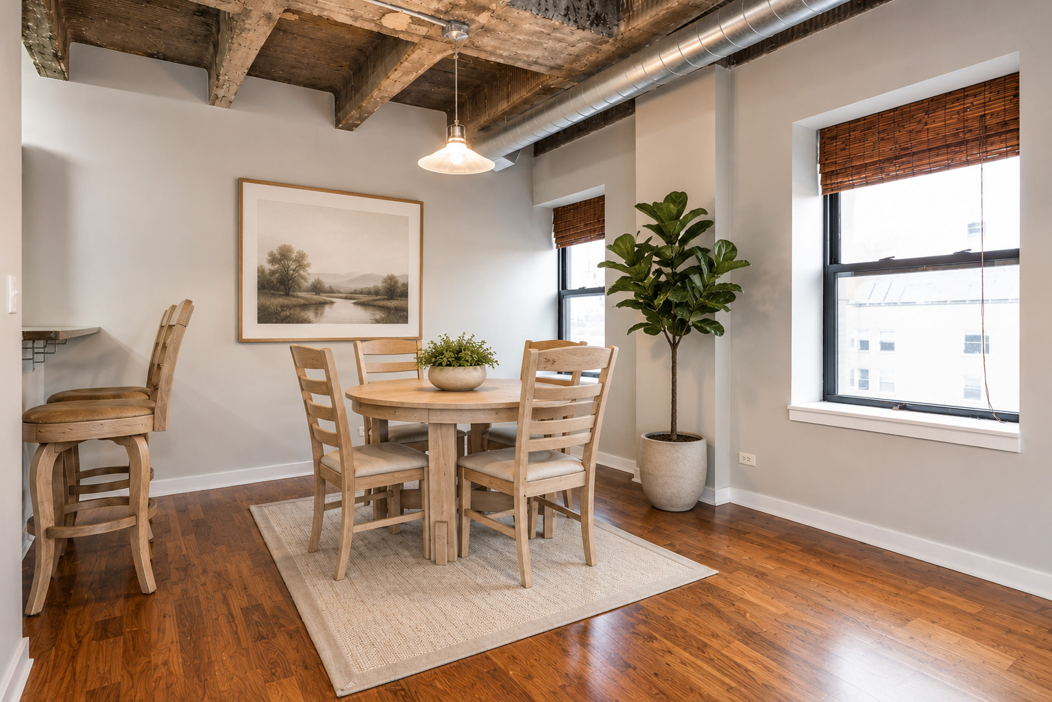 3150 N Sheffield Avenue Unit: 403