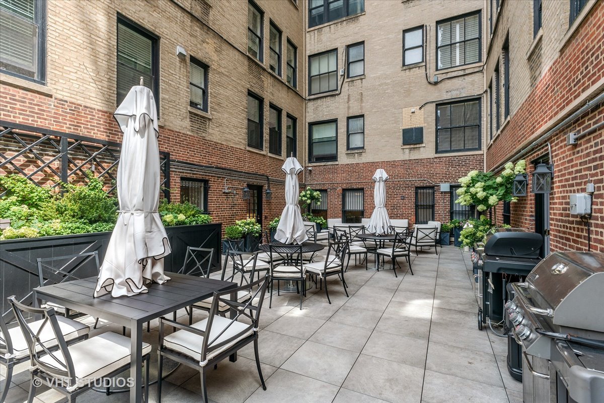 1320 N STATE Parkway Unit: 1A