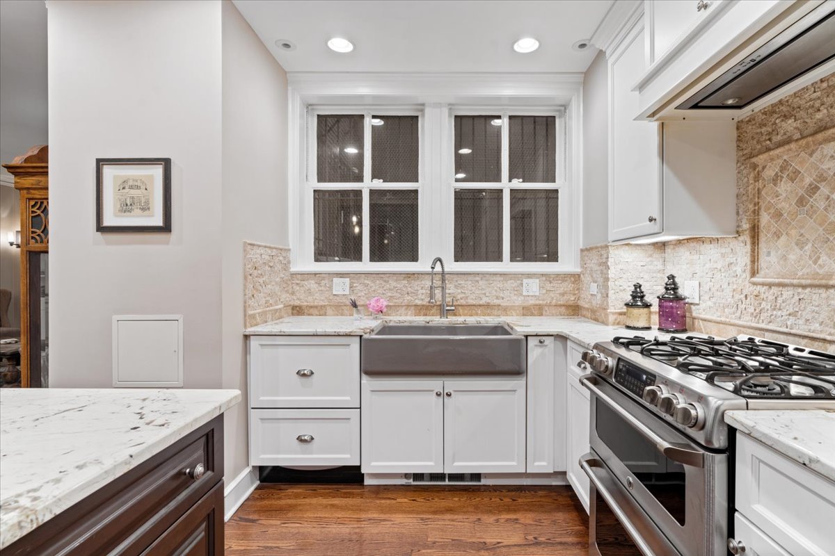 1320 N STATE Parkway Unit: 1A