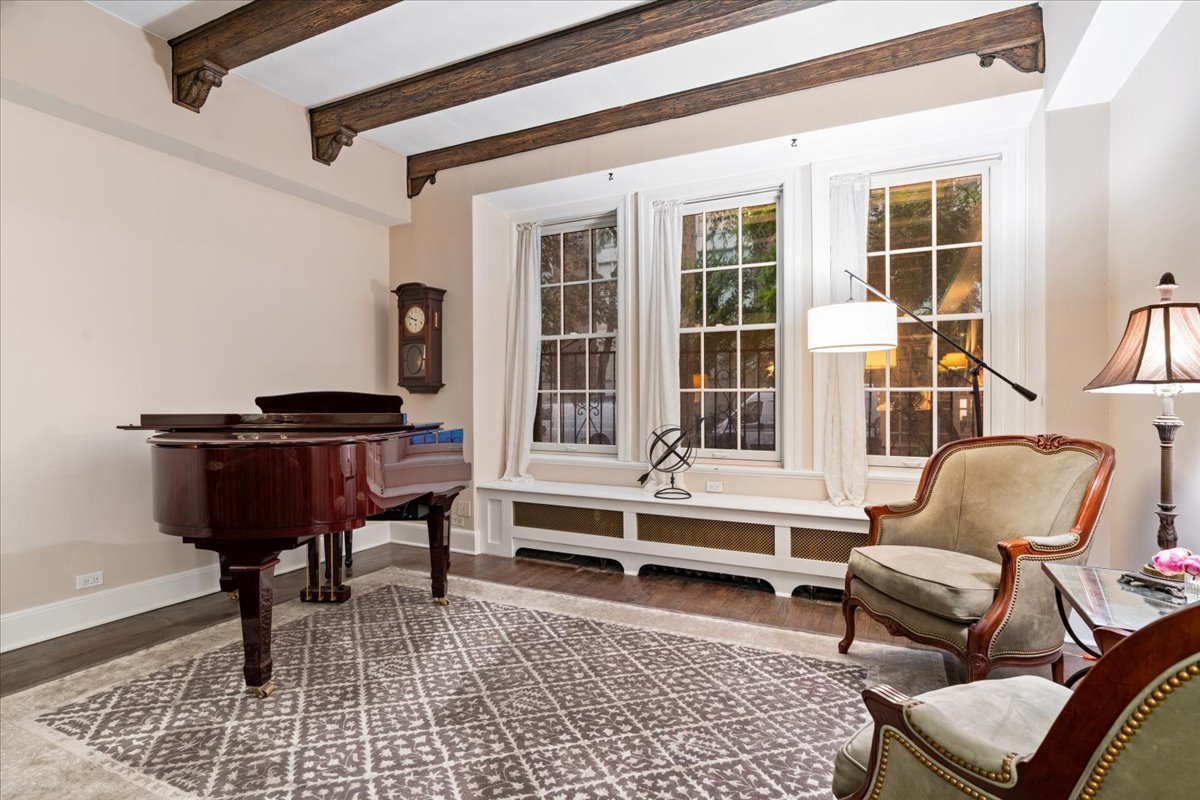 1320 N STATE Parkway Unit: 1A