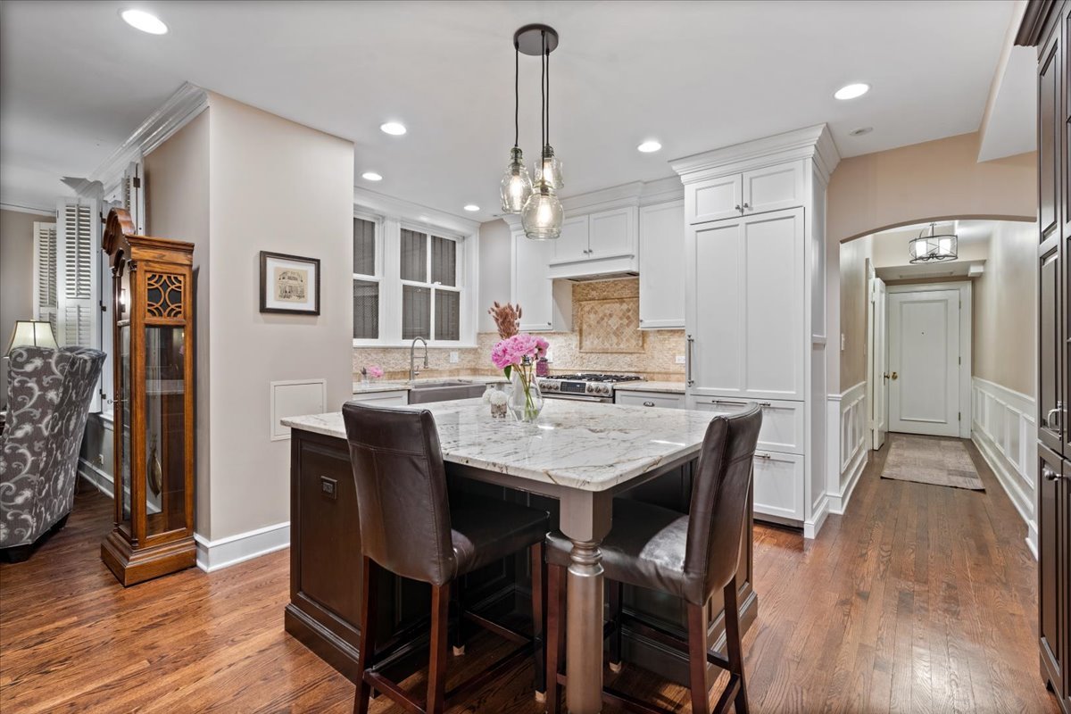 1320 N STATE Parkway Unit: 1A