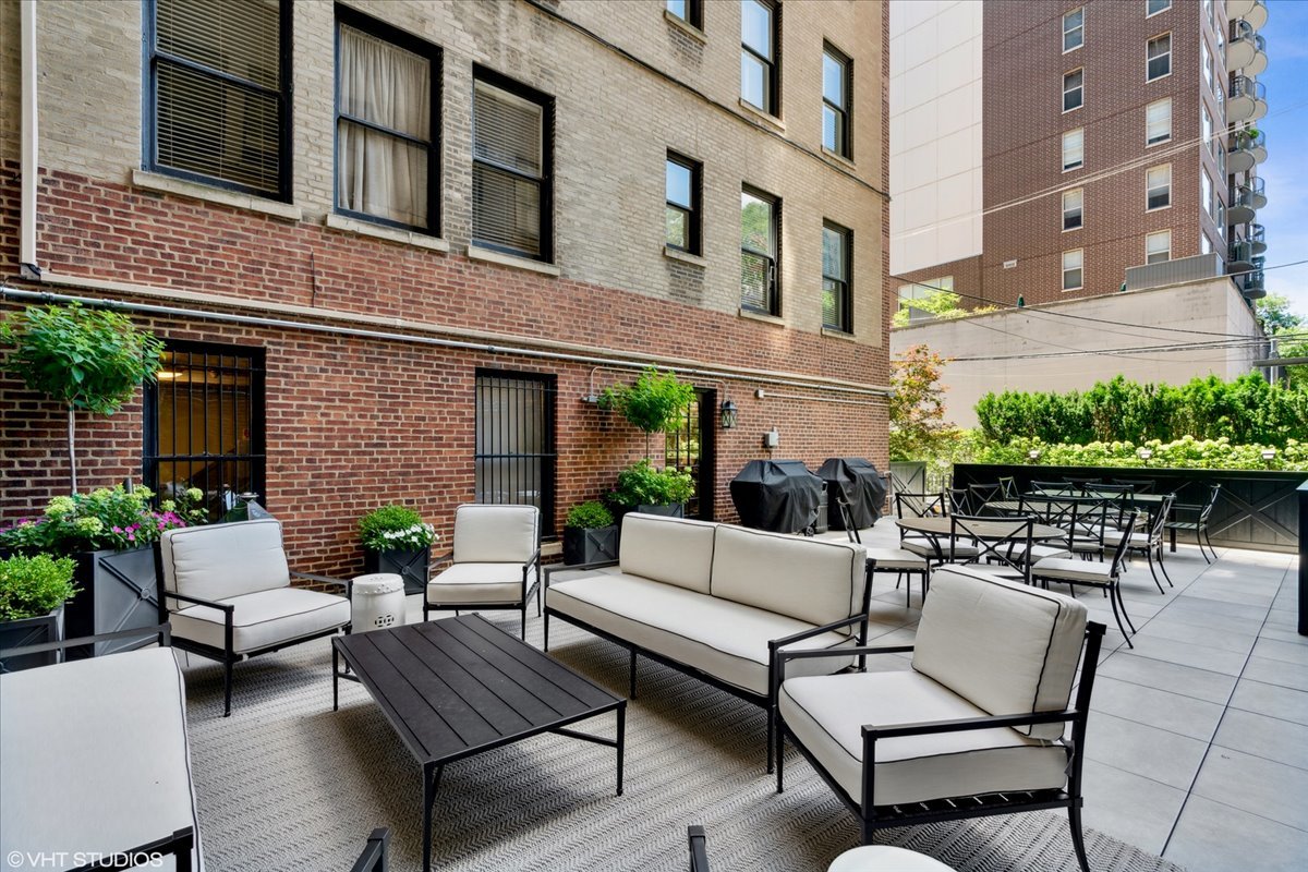 1320 N STATE Parkway Unit: 1A