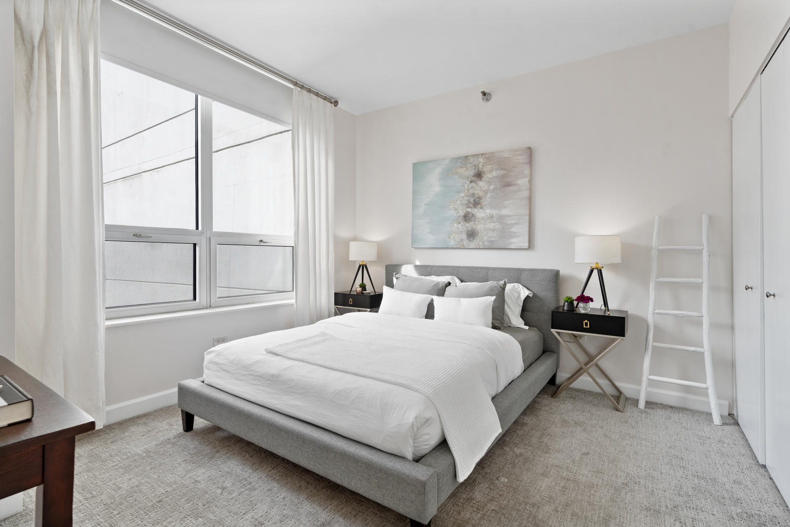 421 W HURON Street Unit: 908