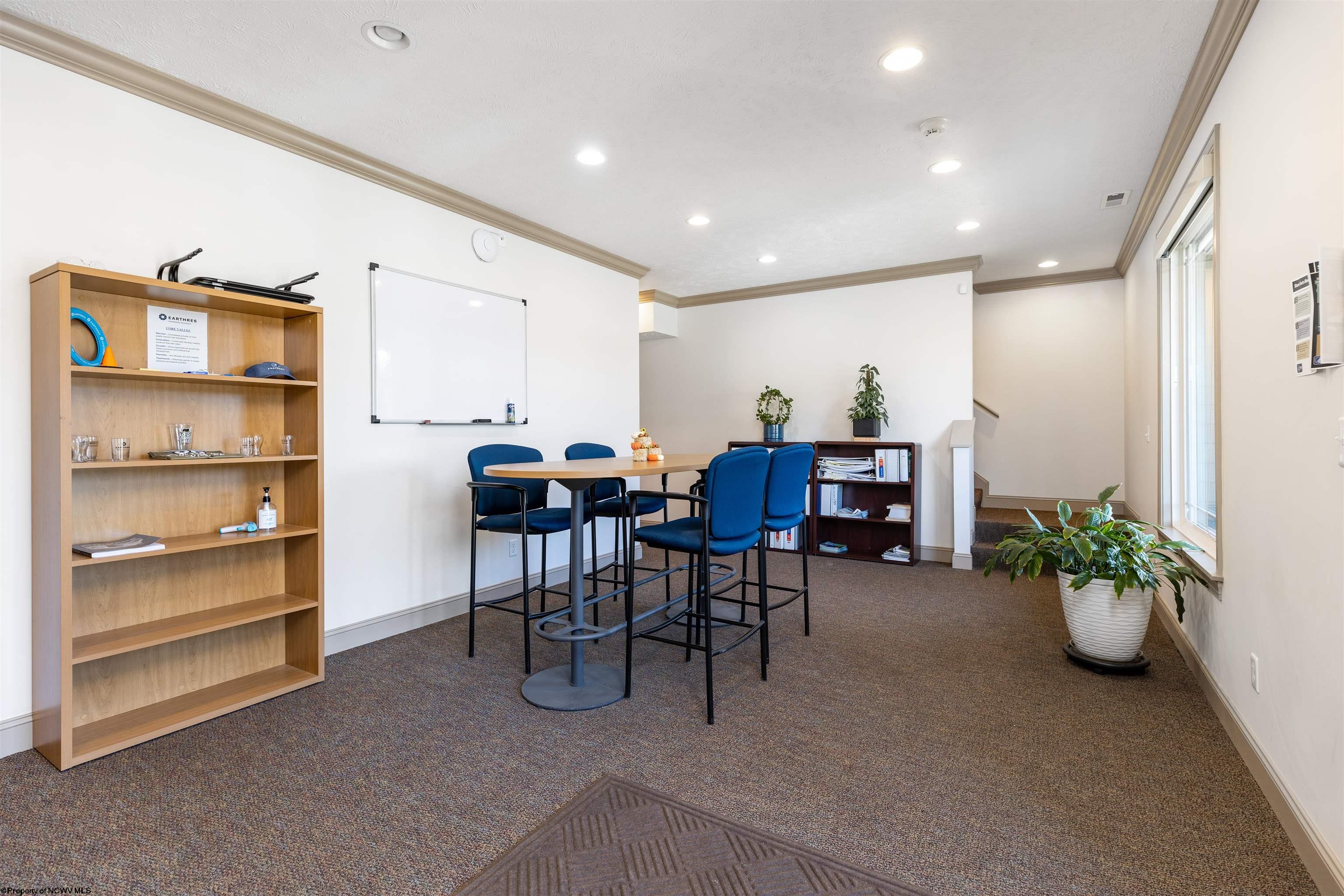 8000 Coombs Farm Drive