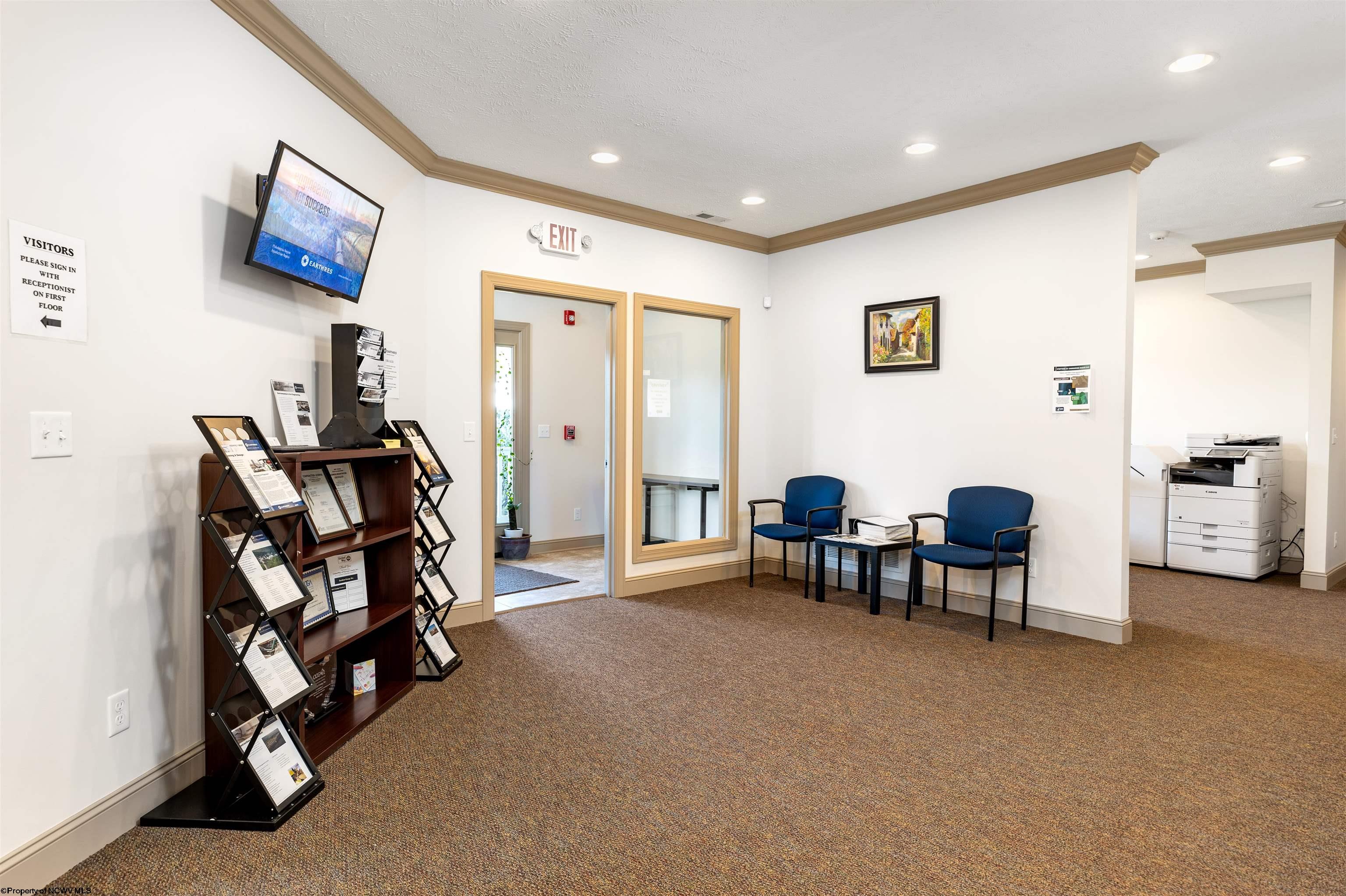 8000 Coombs Farm Drive