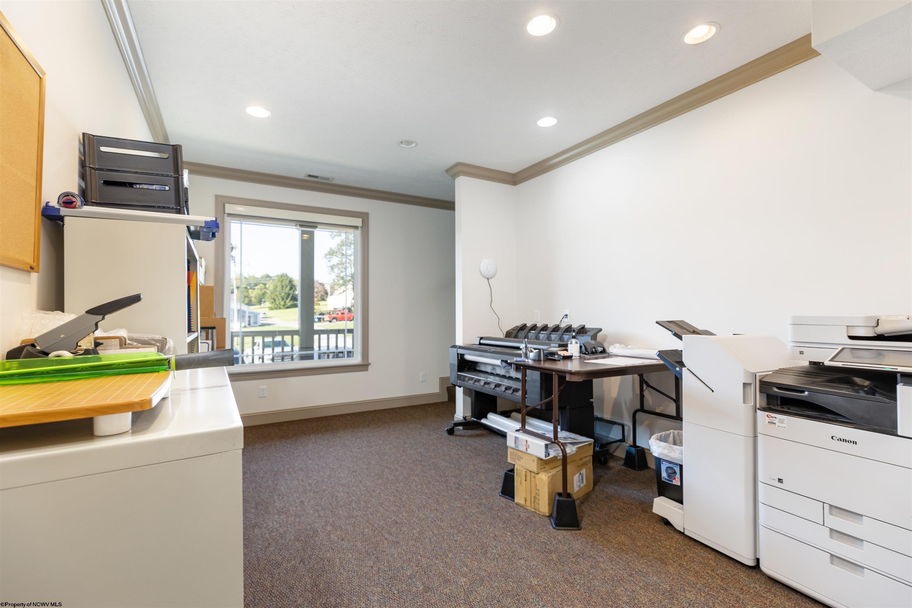 8000 Coombs Farm Drive