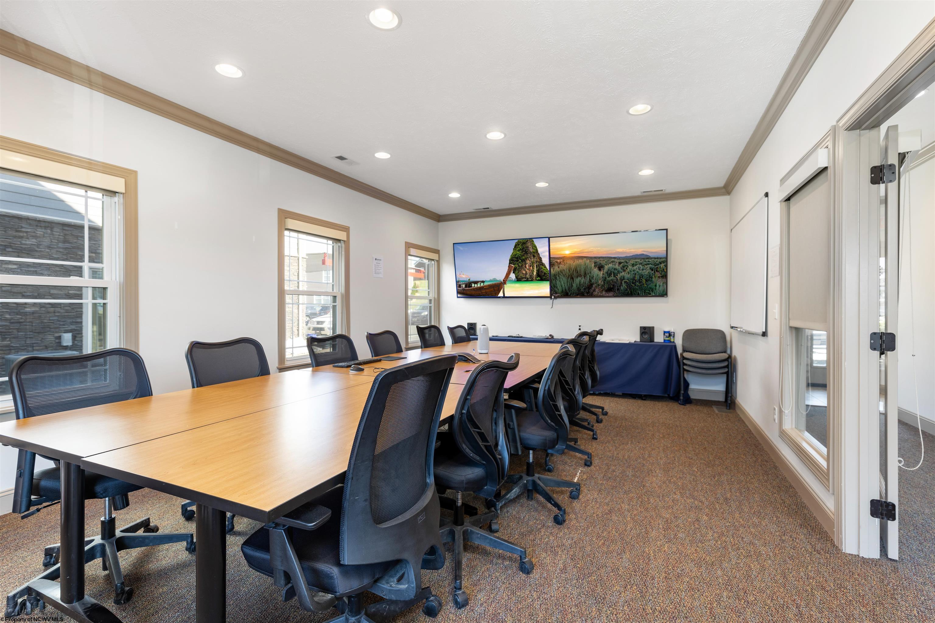 8000 Coombs Farm Drive