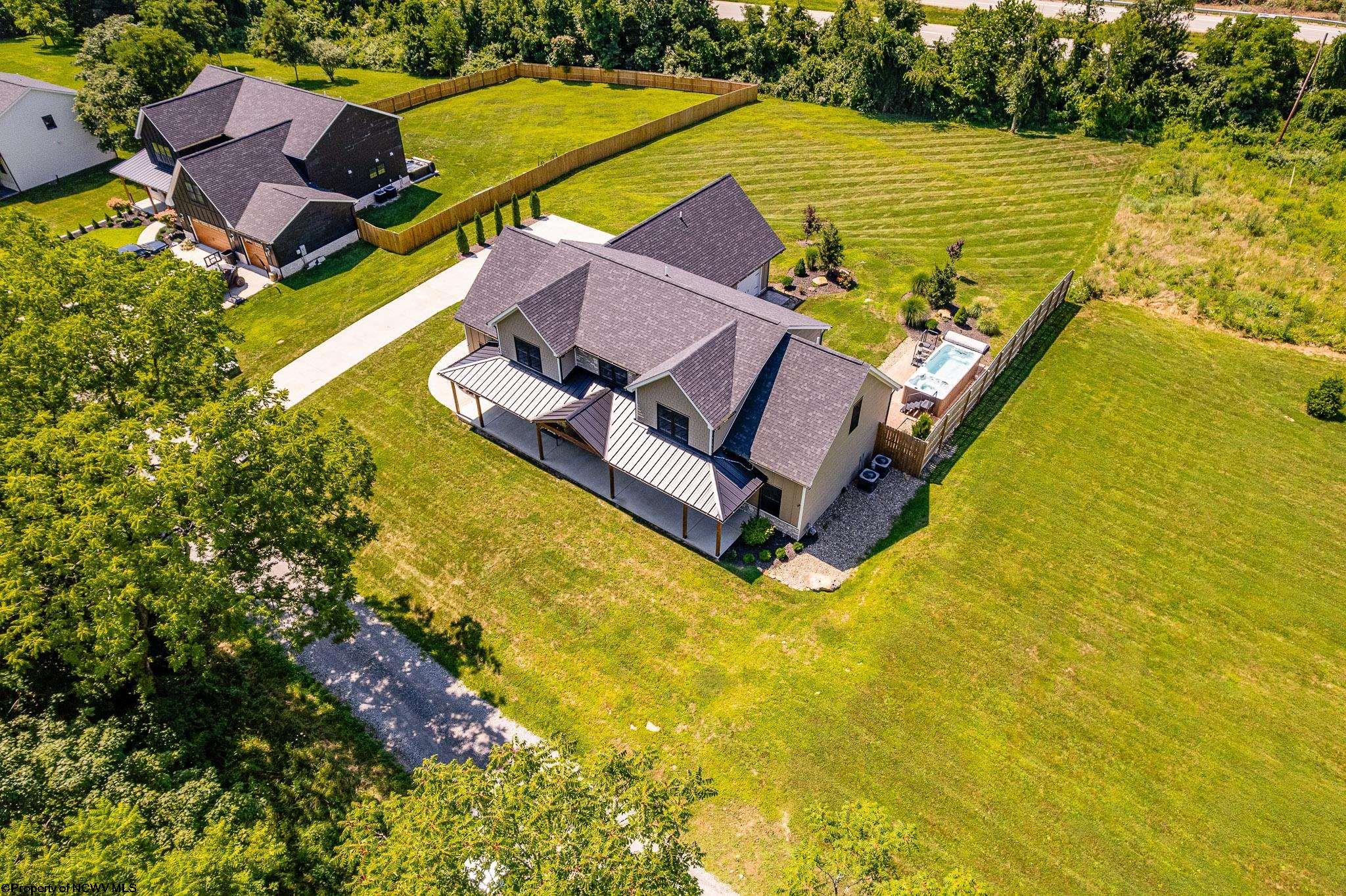 529 Bowers Lane