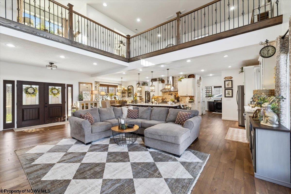 529 Bowers Lane