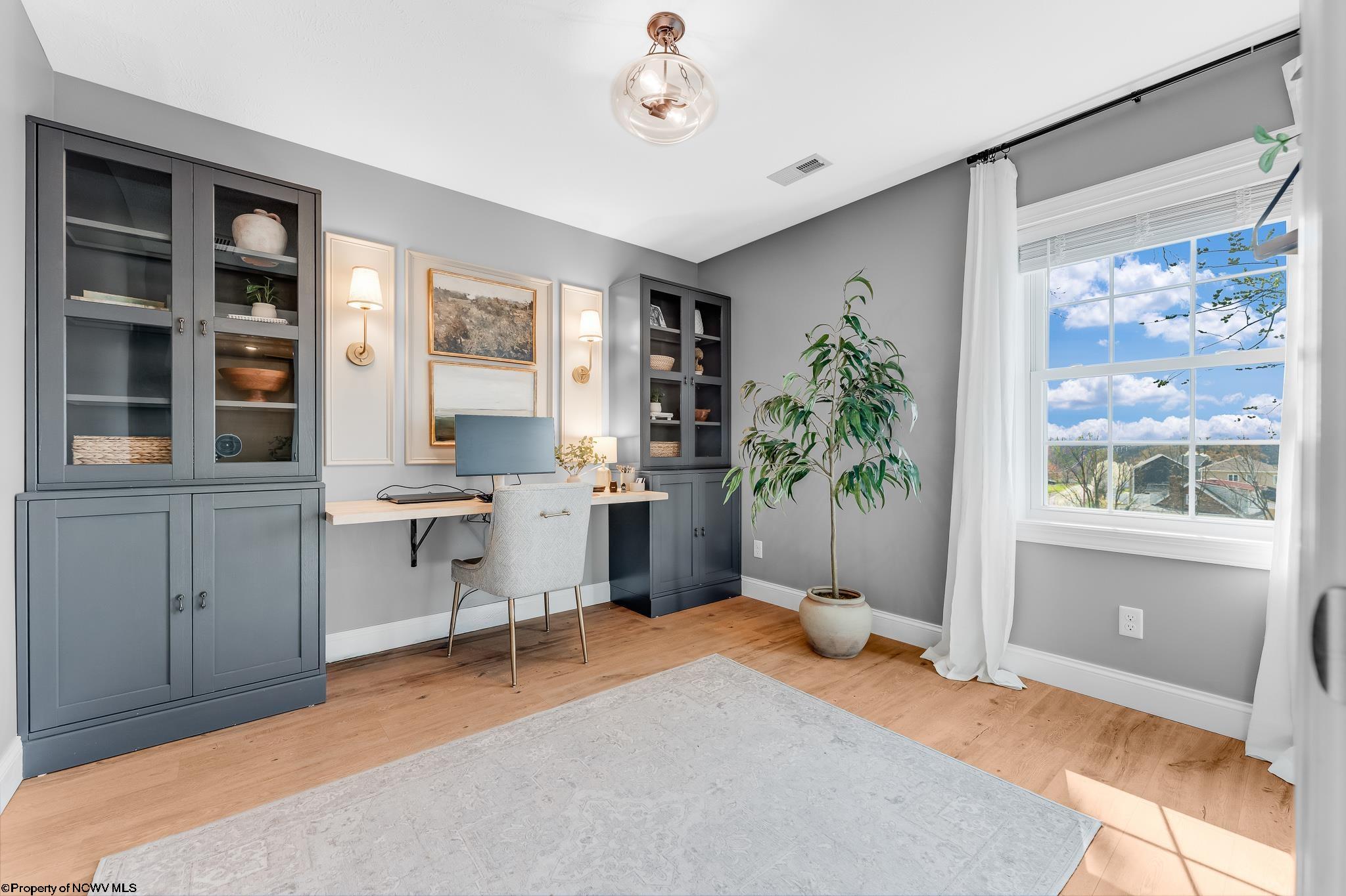 105 Canto Drive