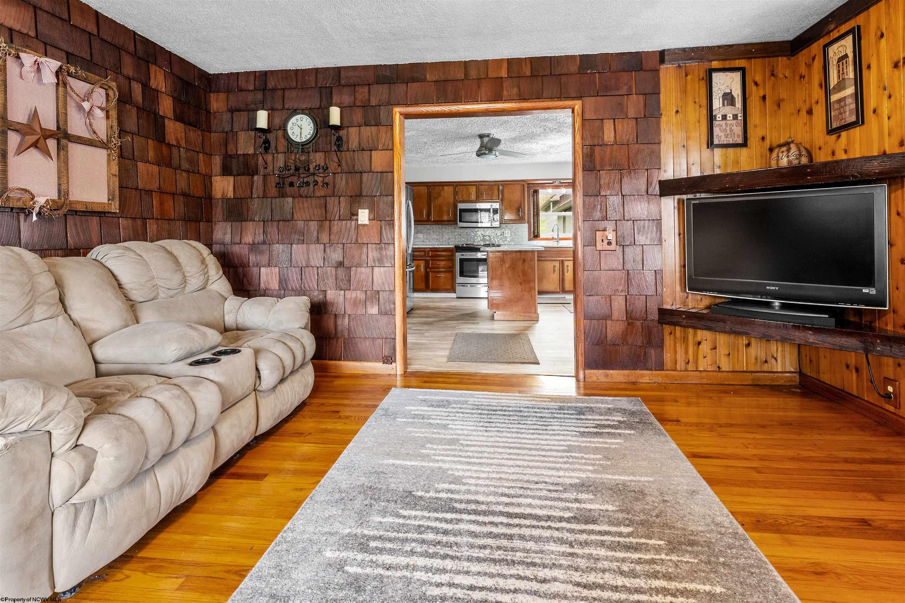 3880 Grafton Road