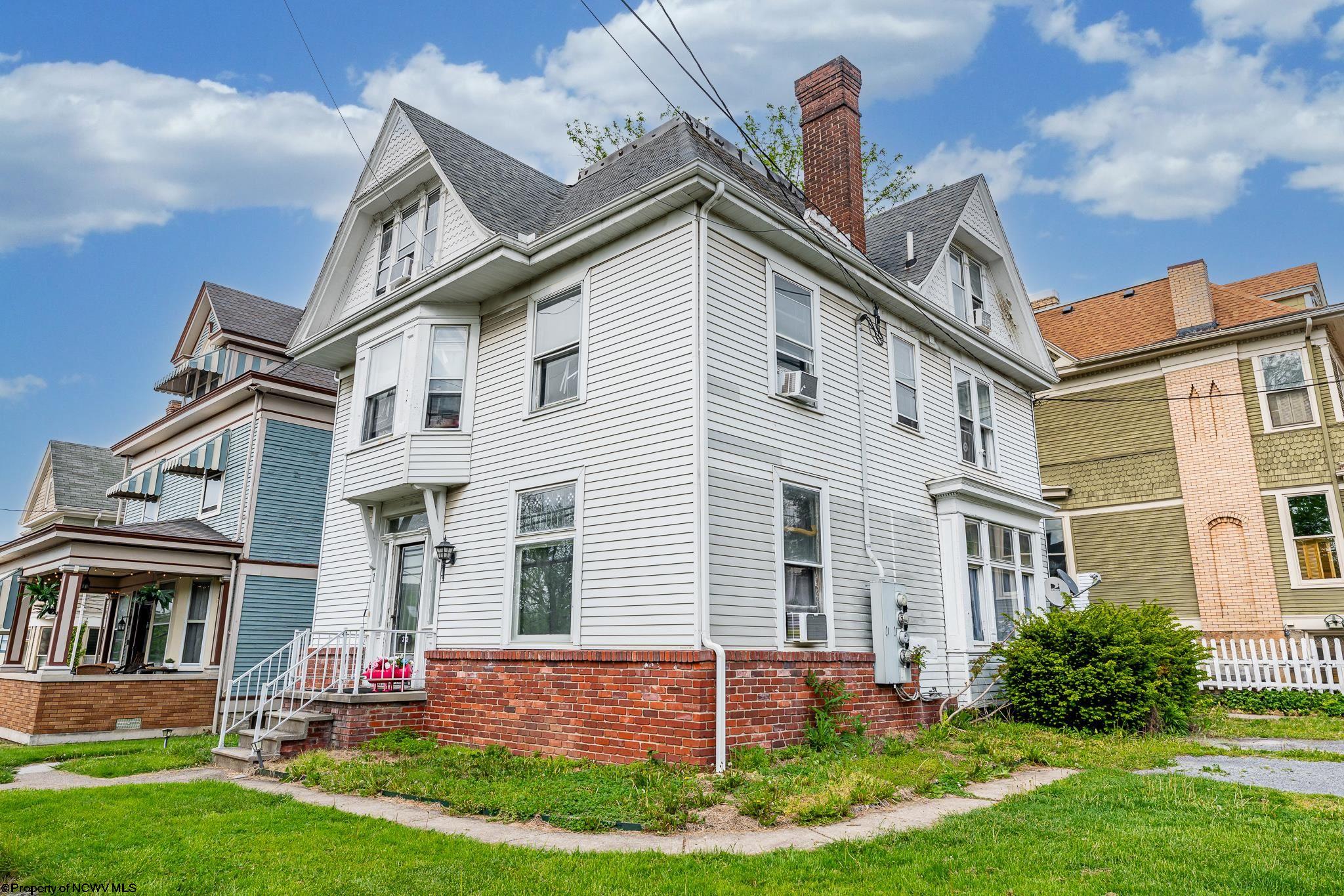 313 Grand Street