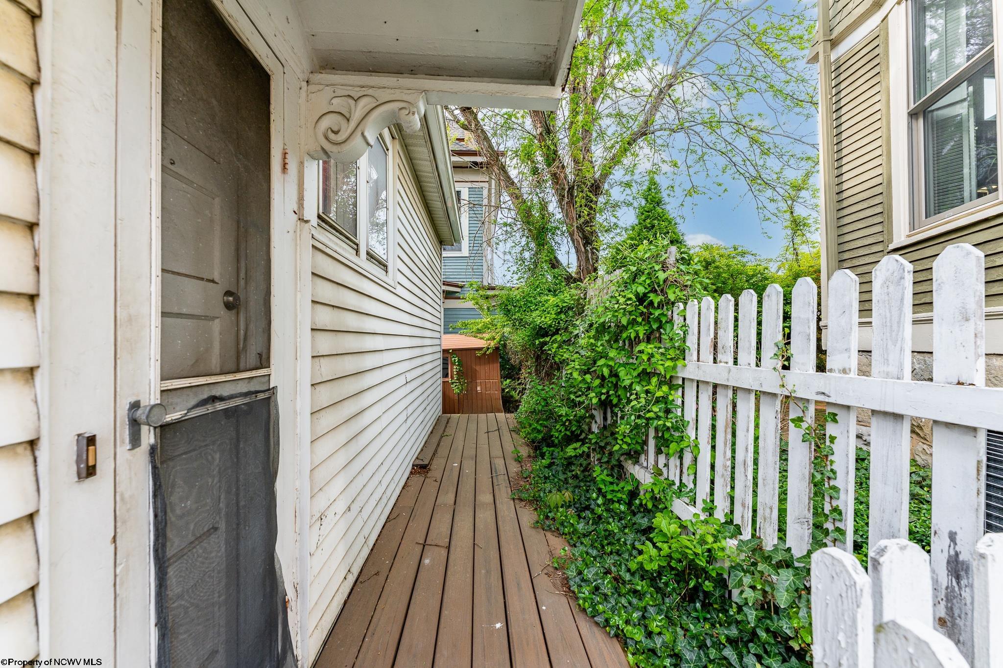 313 Grand Street