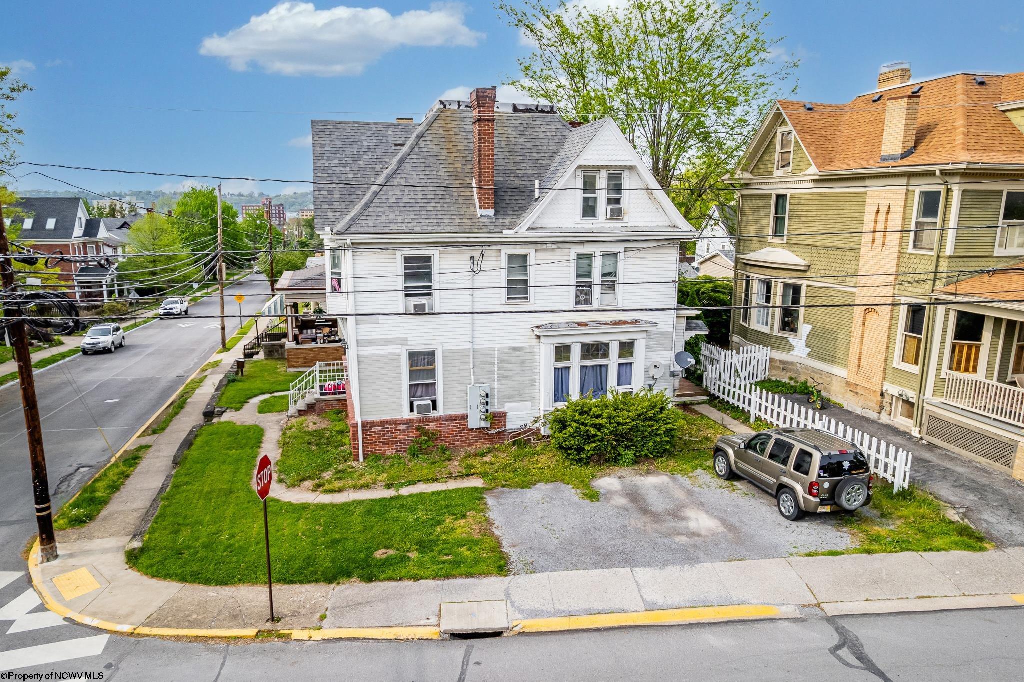 313 Grand Street