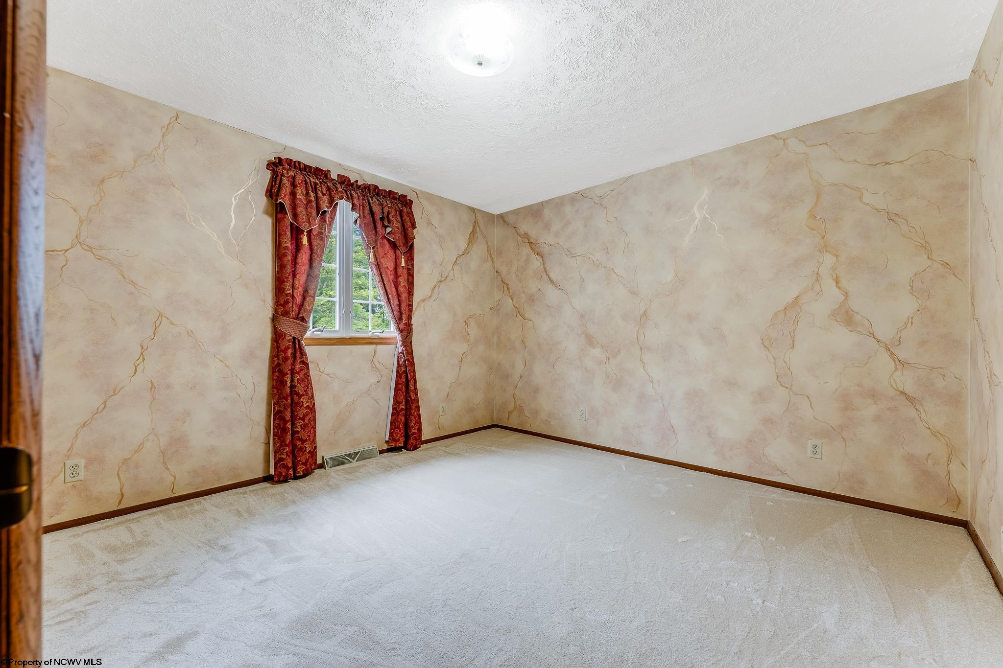 1005 Primrose Lane