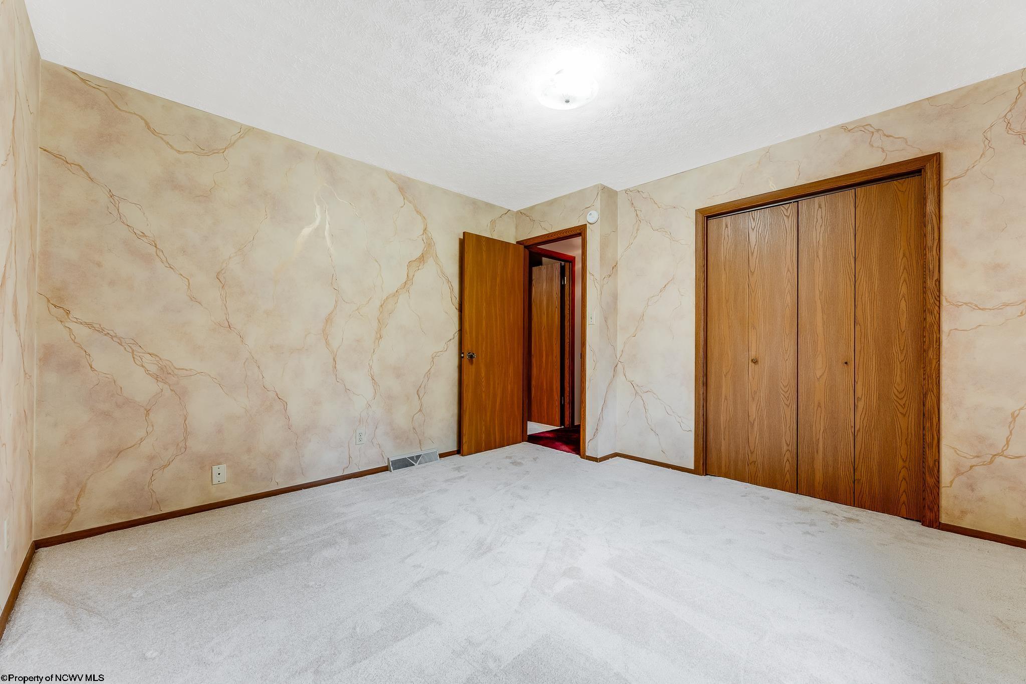 1005 Primrose Lane