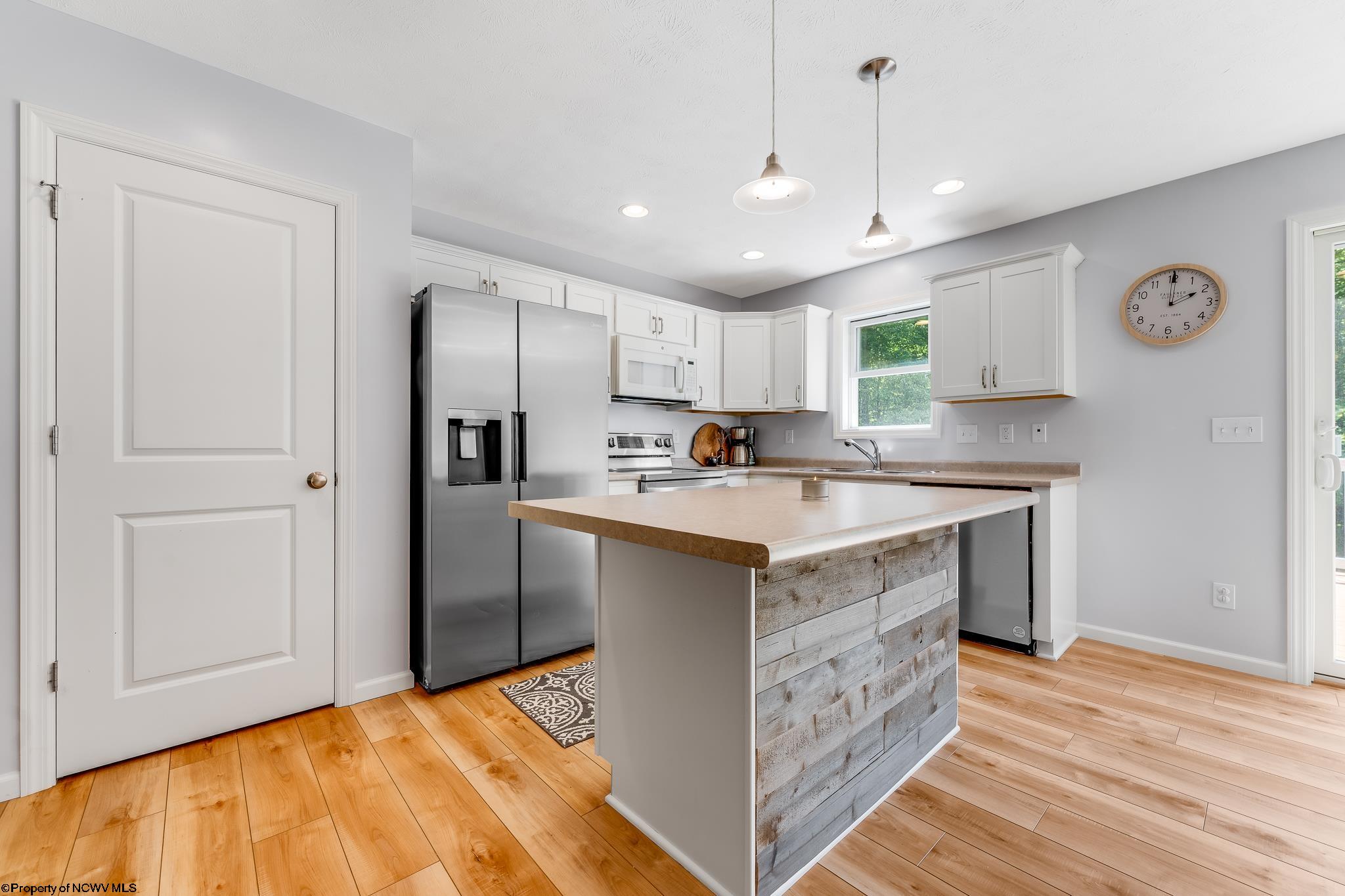 239 E Shady Brook Estates