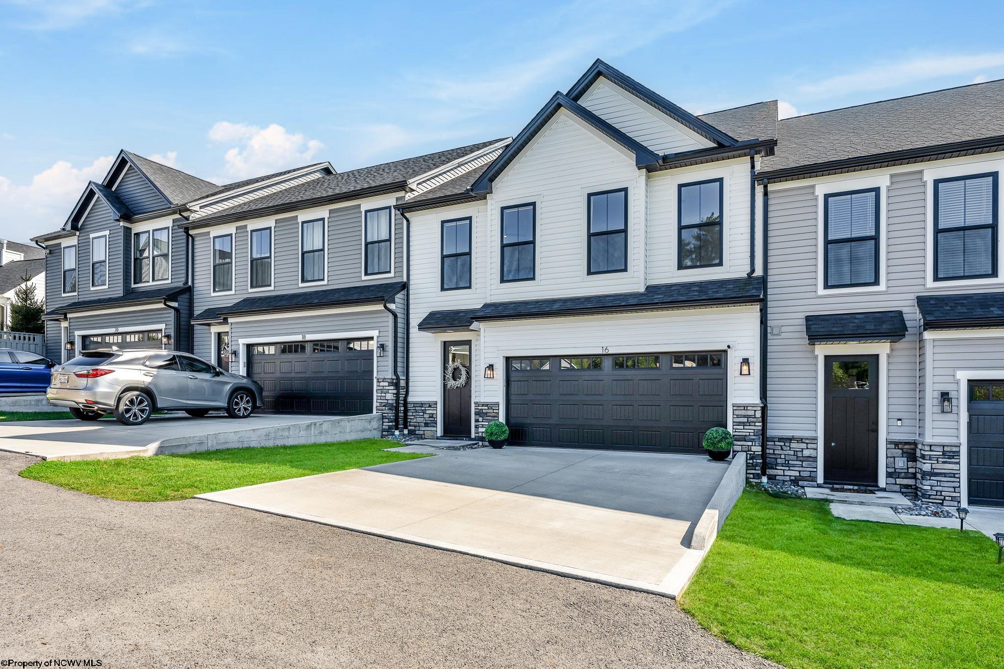 16 Reyes Lane