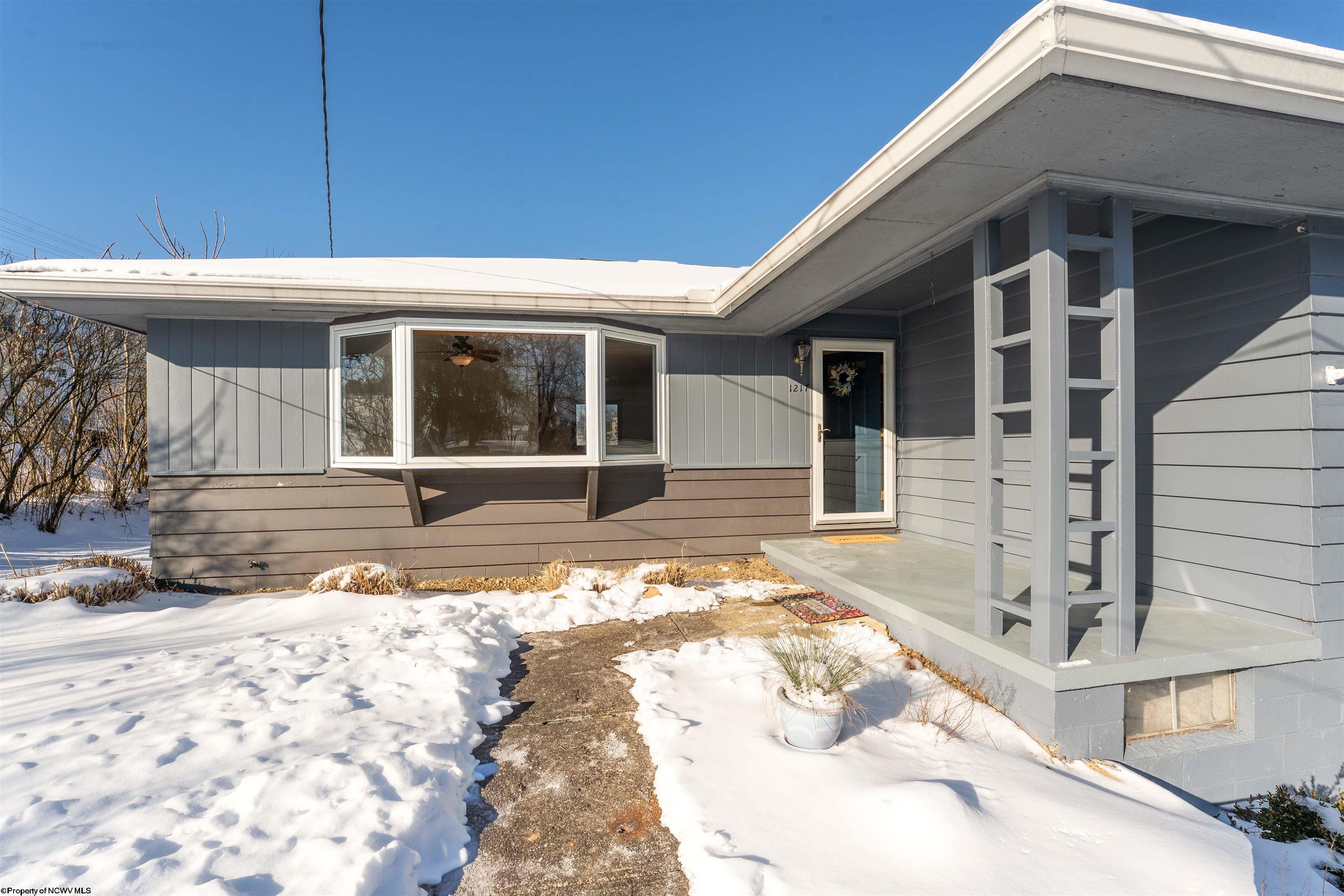 1217 Corvet Avenue