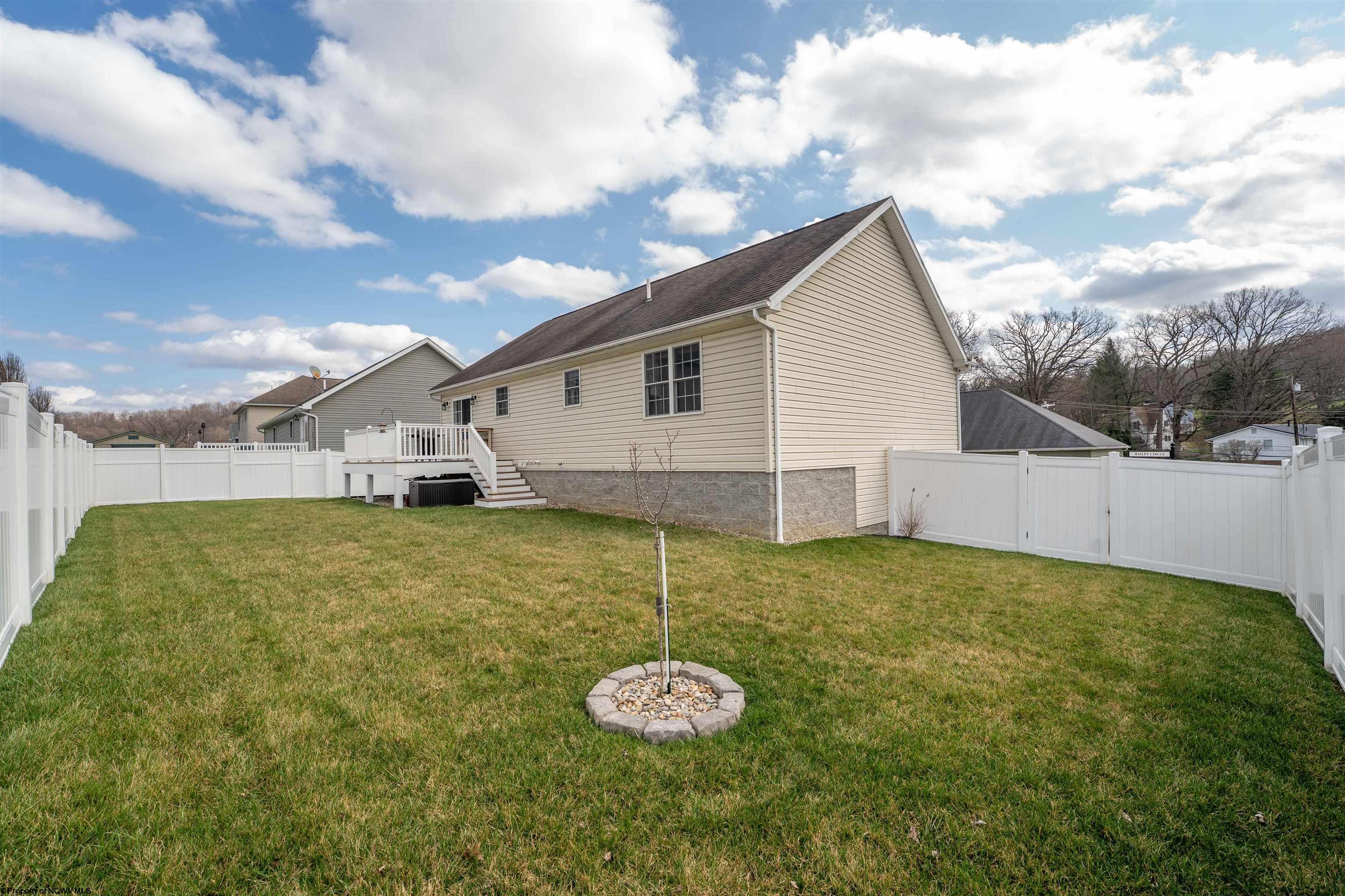 1103 Bailey Circle