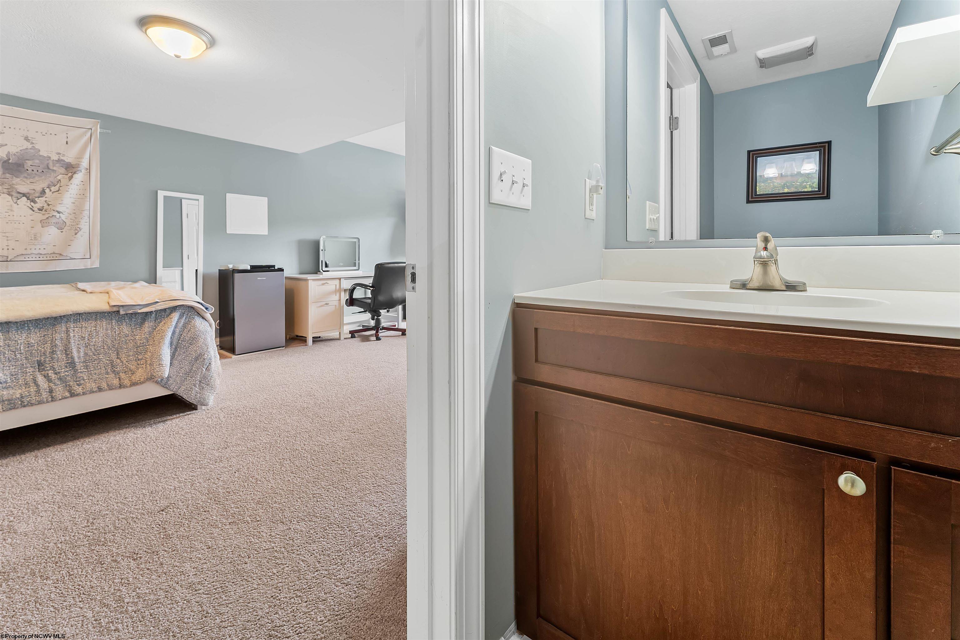 1103 Bailey Circle