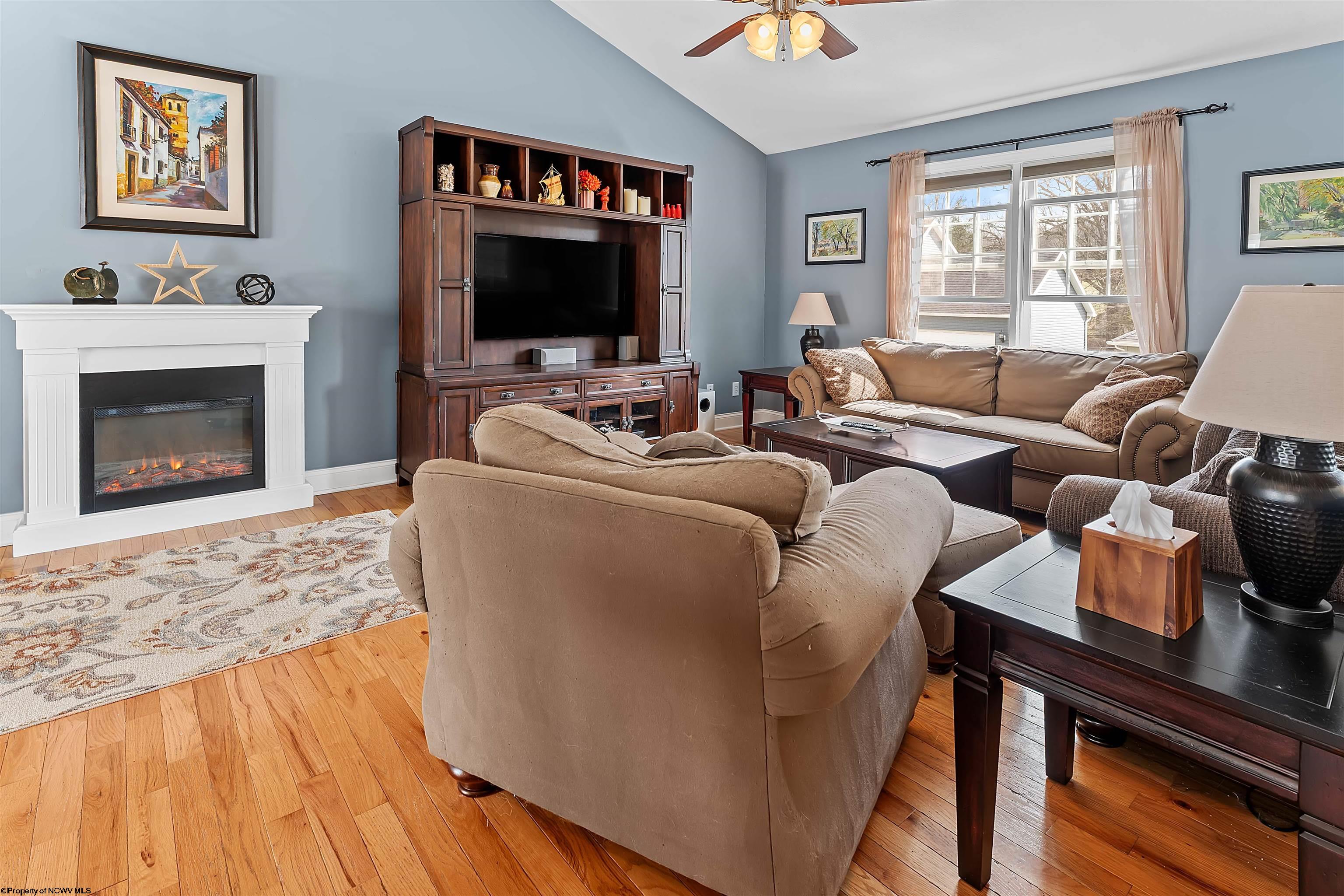 1103 Bailey Circle