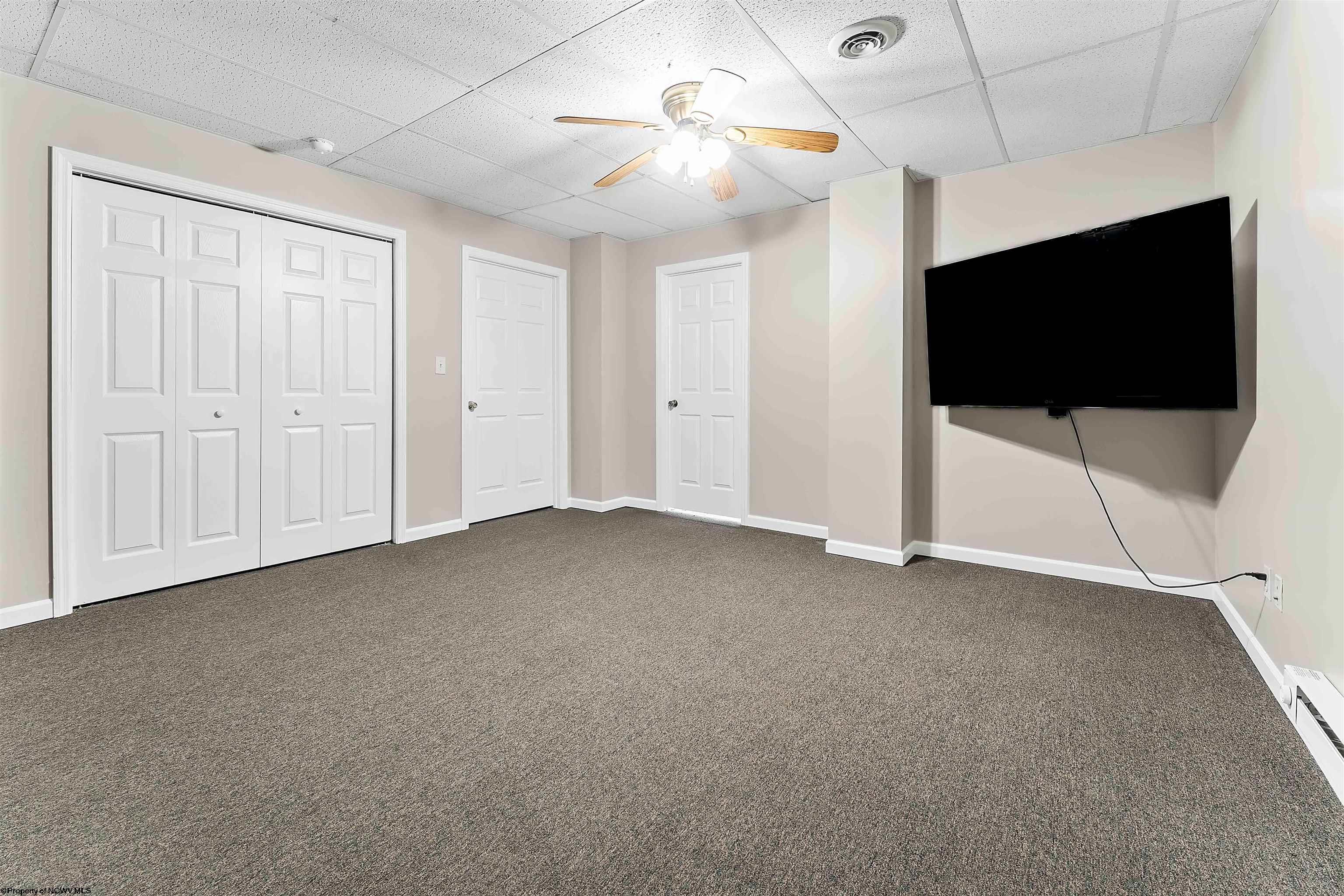 9 Sunridge Drive