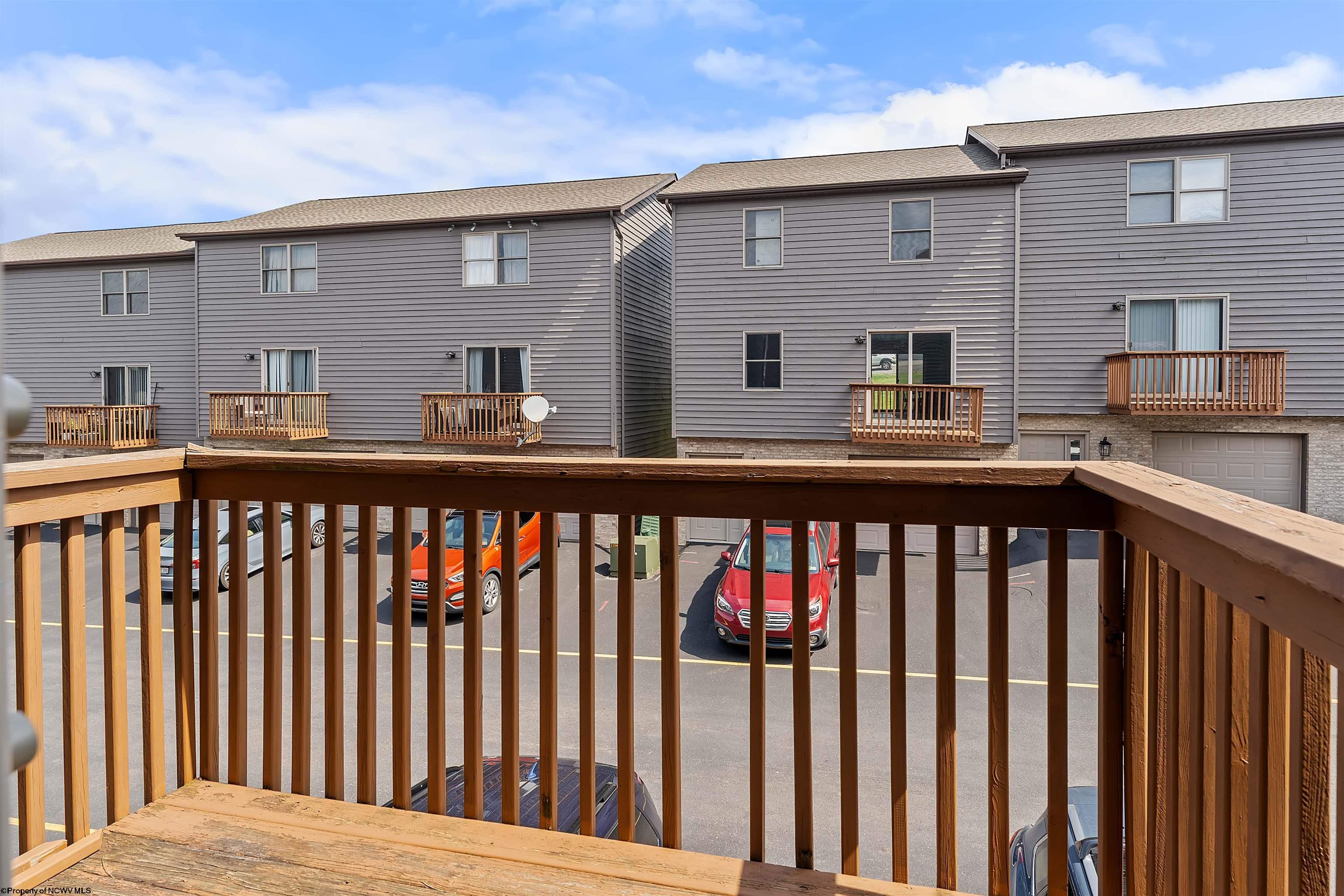 9 Sunridge Drive