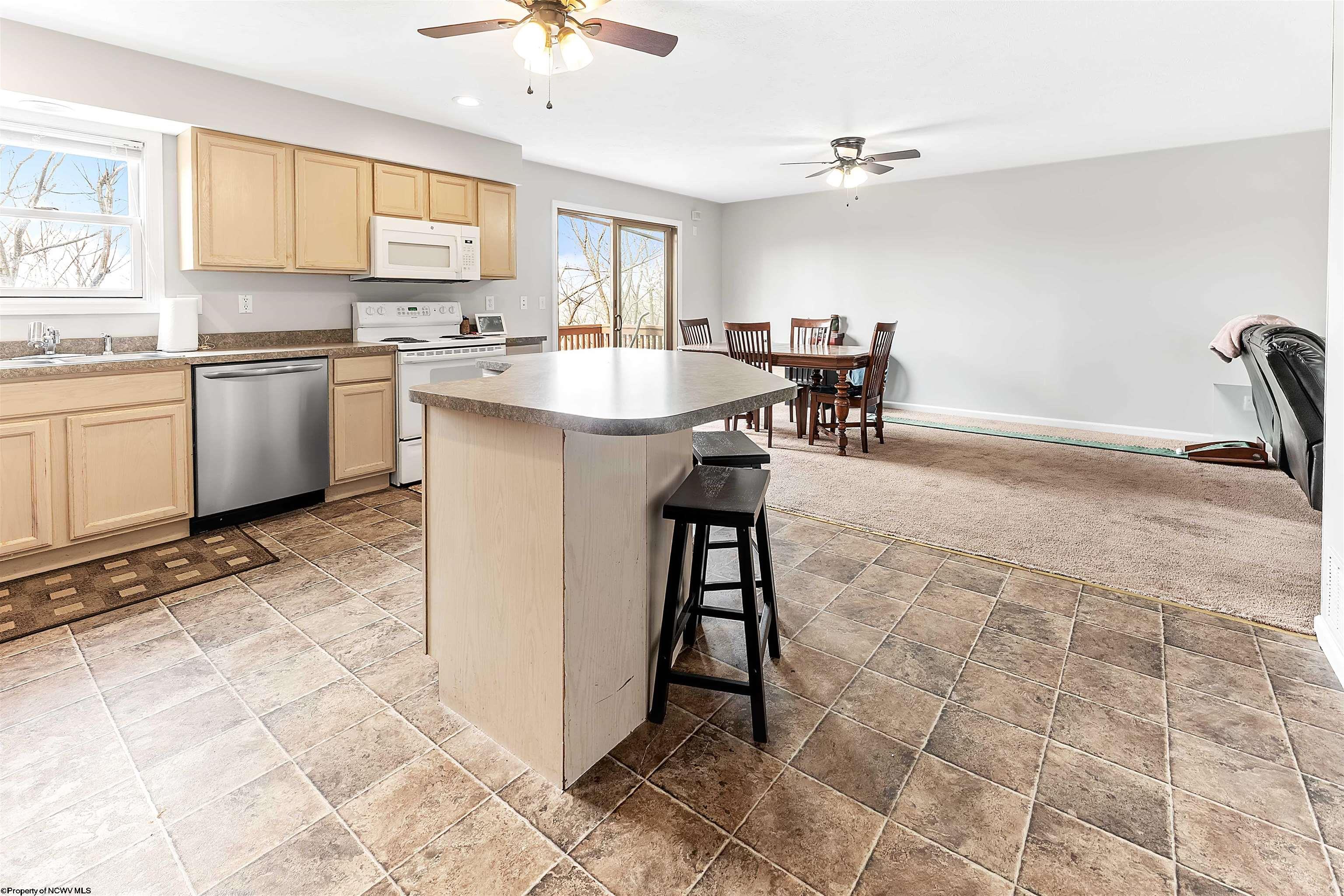 9 Sunridge Drive
