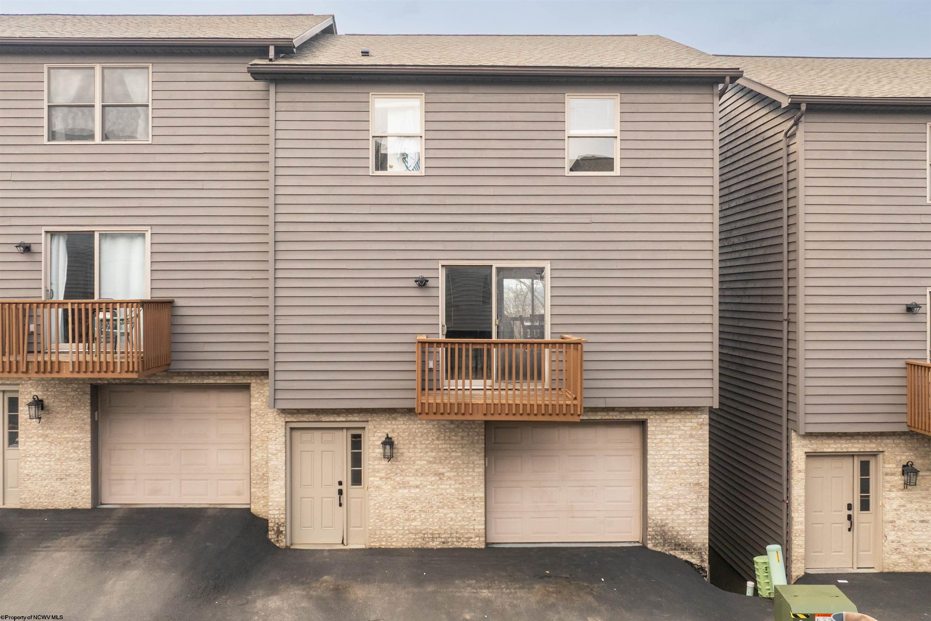 9 Sunridge Drive